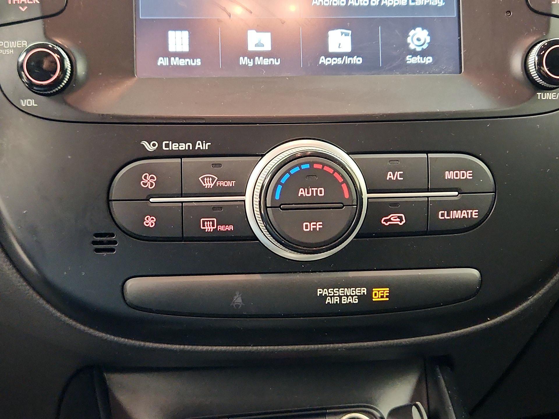 Thumbnail: 2018 Kia Soul - 16
