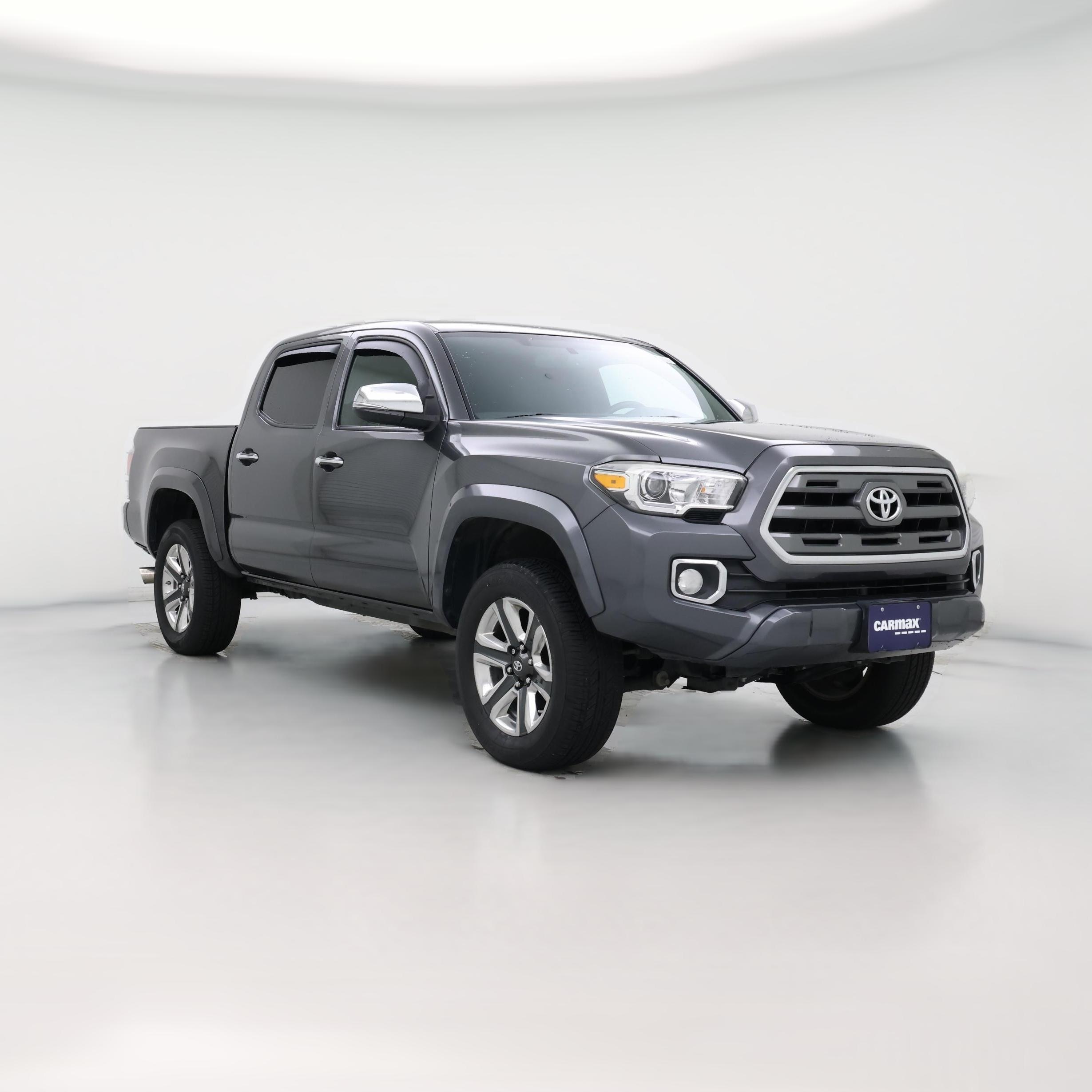 Thumbnail: 2017 Toyota Tacoma - 1