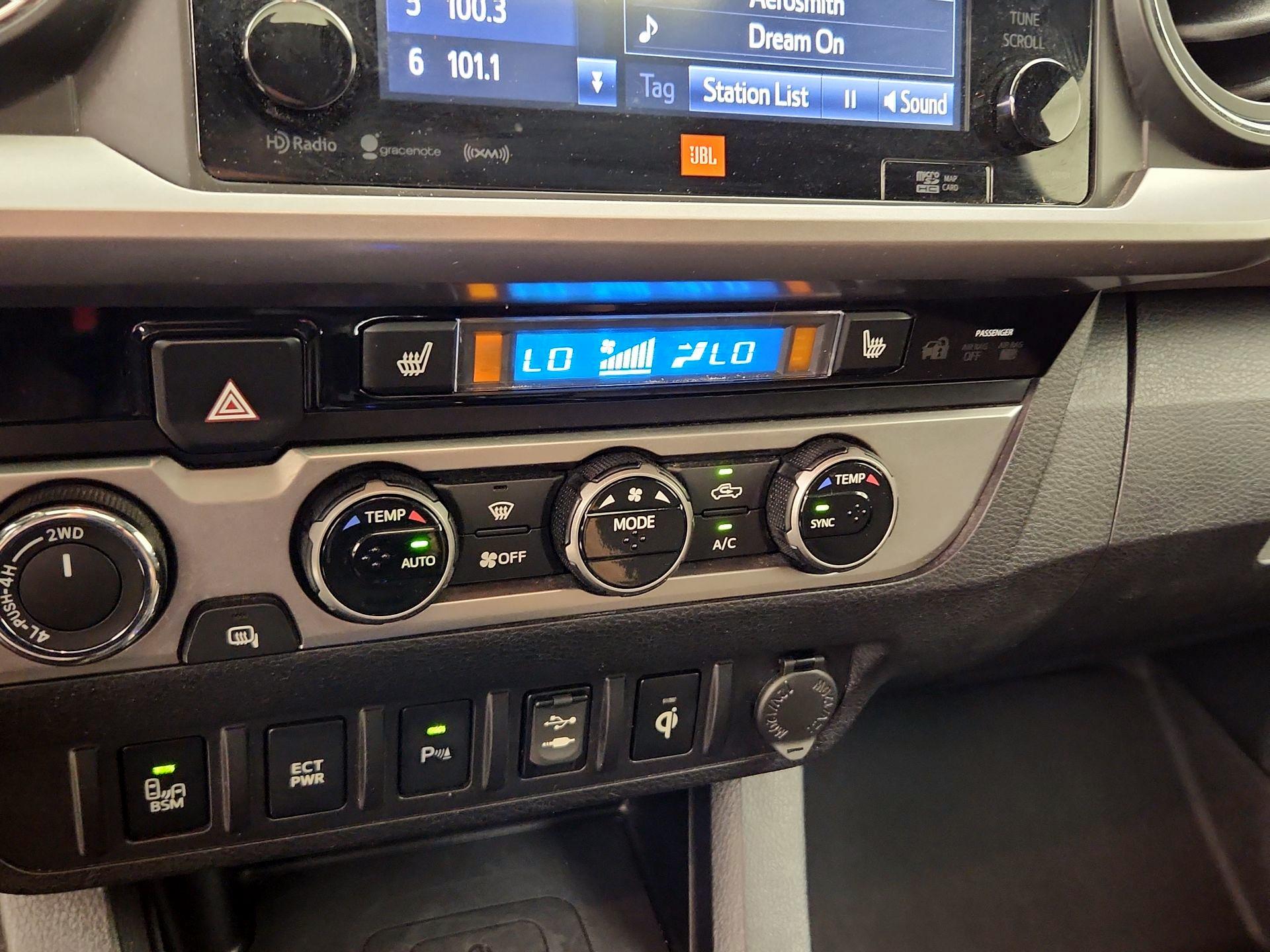 Thumbnail: 2017 Toyota Tacoma - 16