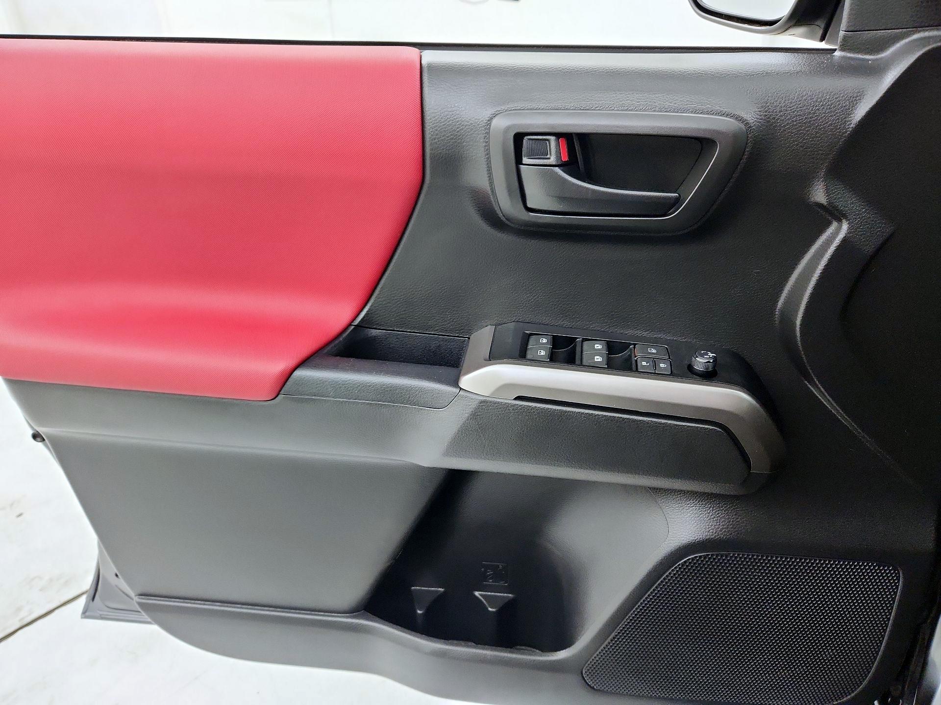 Thumbnail: 2023 Toyota Tacoma - 12
