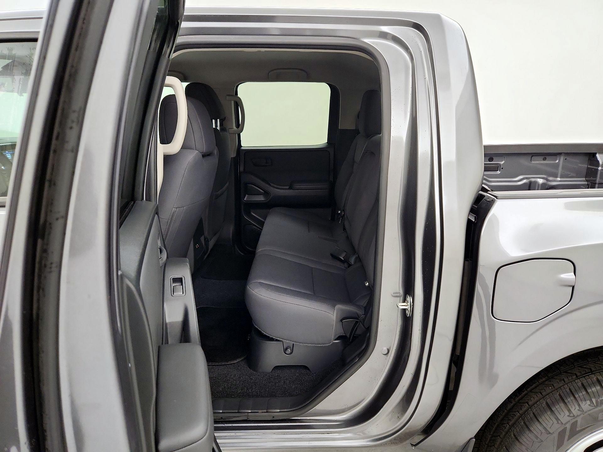 Thumbnail: 2022 Nissan Frontier - 19