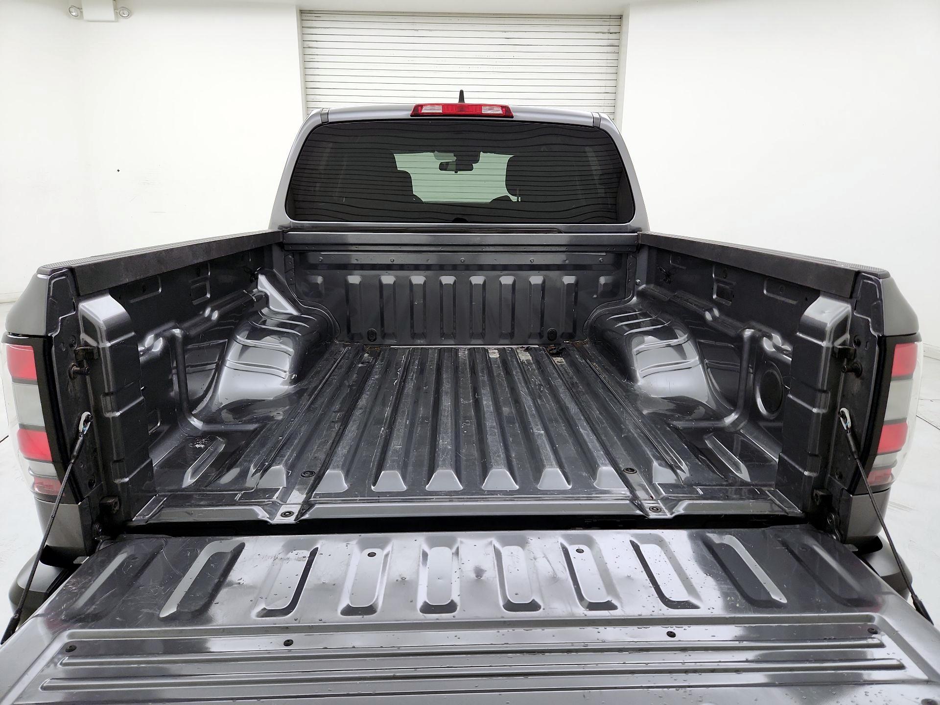 Thumbnail: 2022 Nissan Frontier - 20