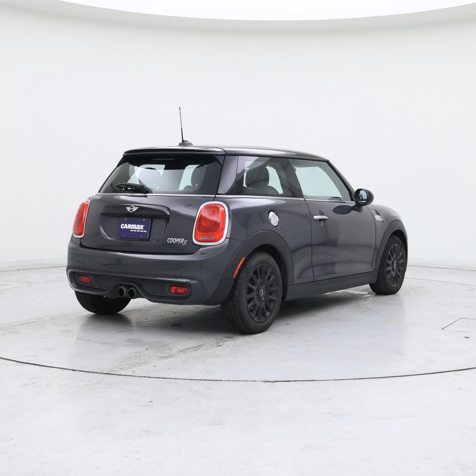 Thumbnail: 2016 MINI Cooper Hardtop - 8