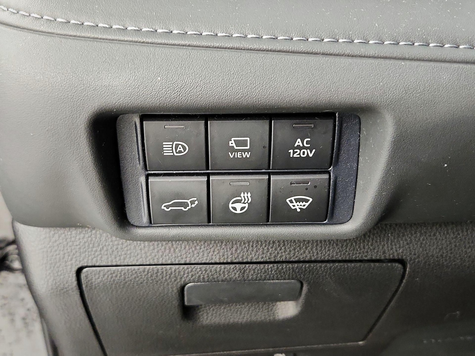 2021 Toyota Highlander Limited - Photo 14