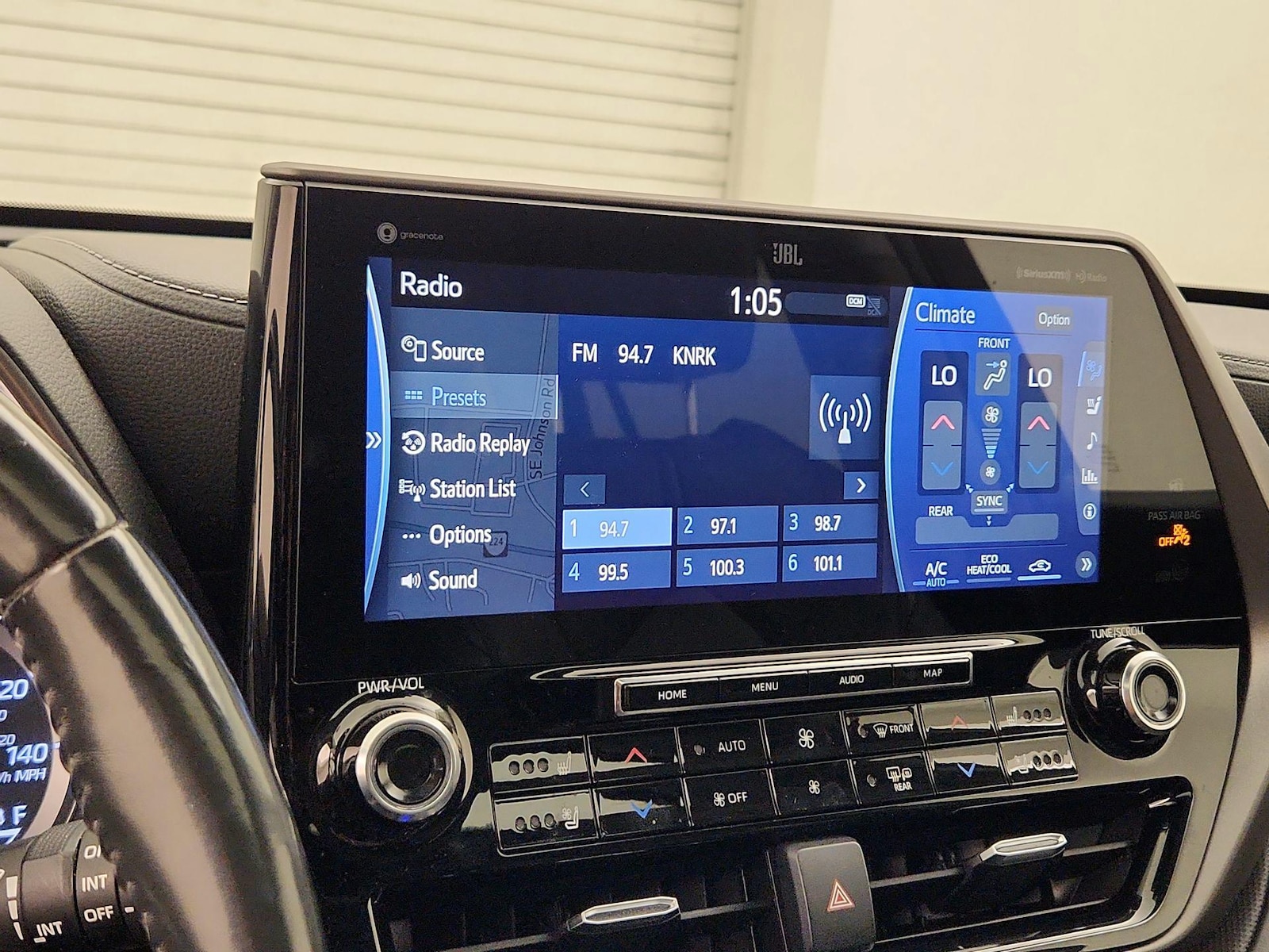 2021 Toyota Highlander Limited - Photo 17