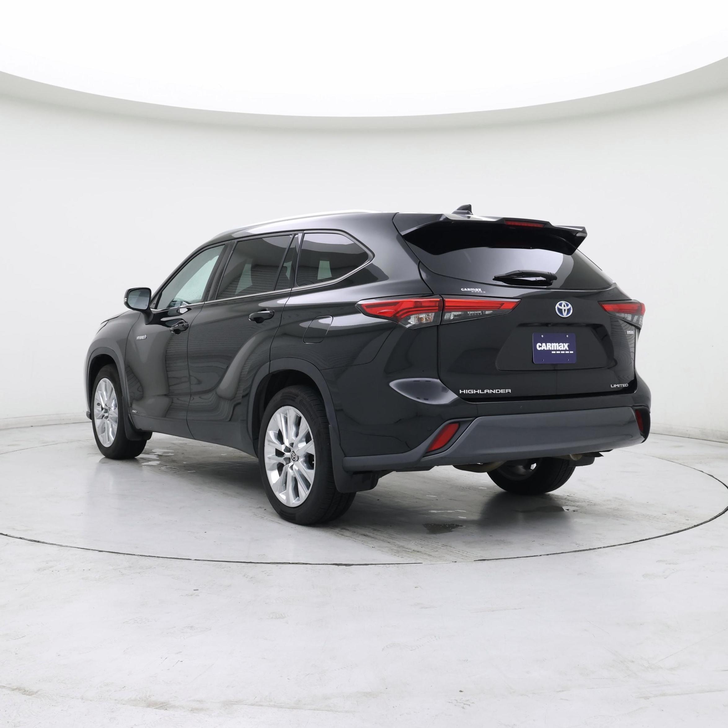 Thumbnail: 2021 Toyota Highlander - 2