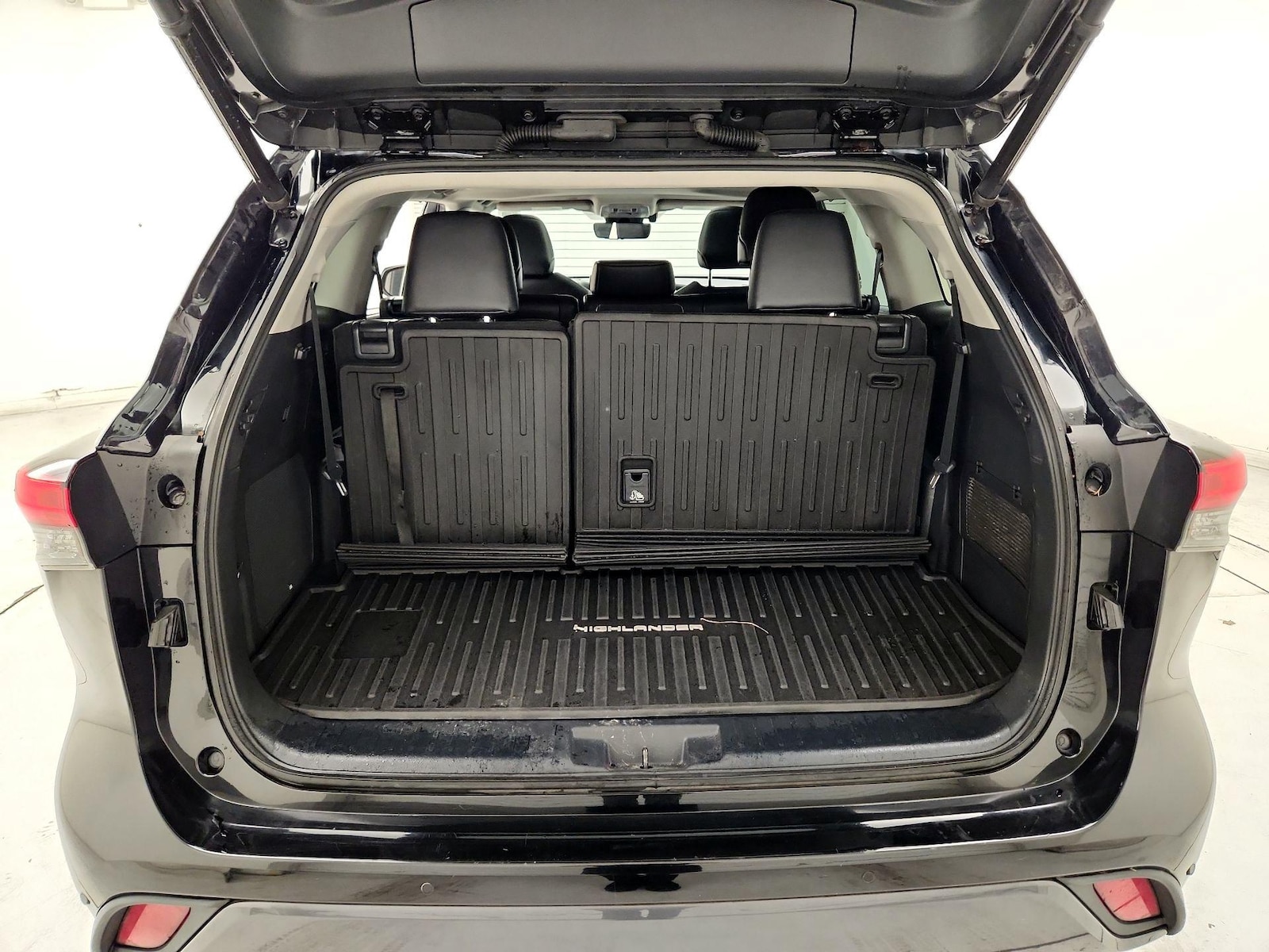 2021 Toyota Highlander Limited - Photo 24