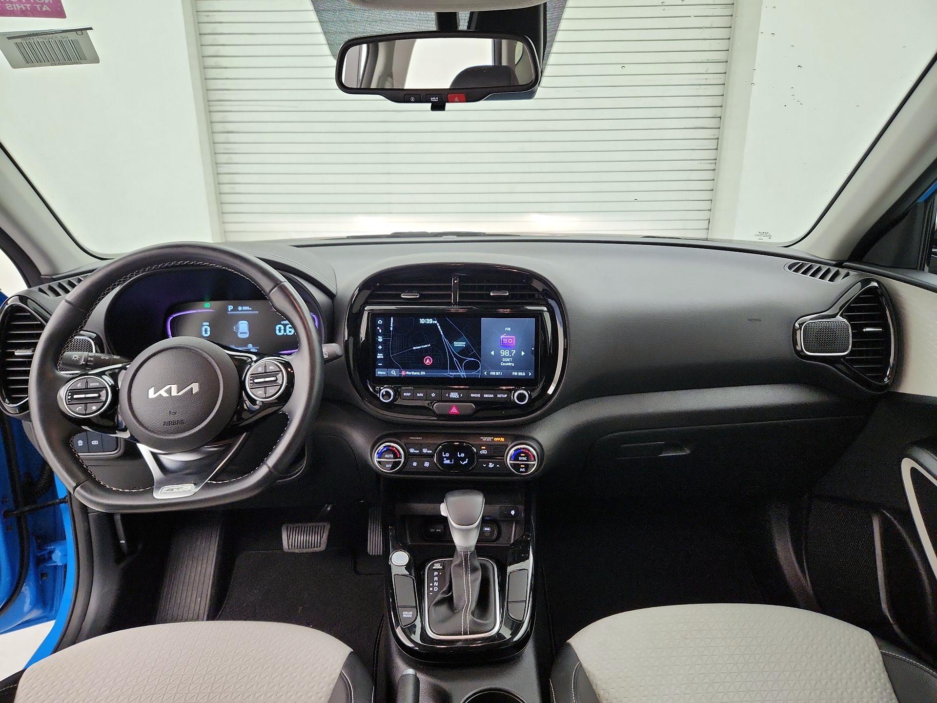 Thumbnail: 2023 Kia Soul - 9