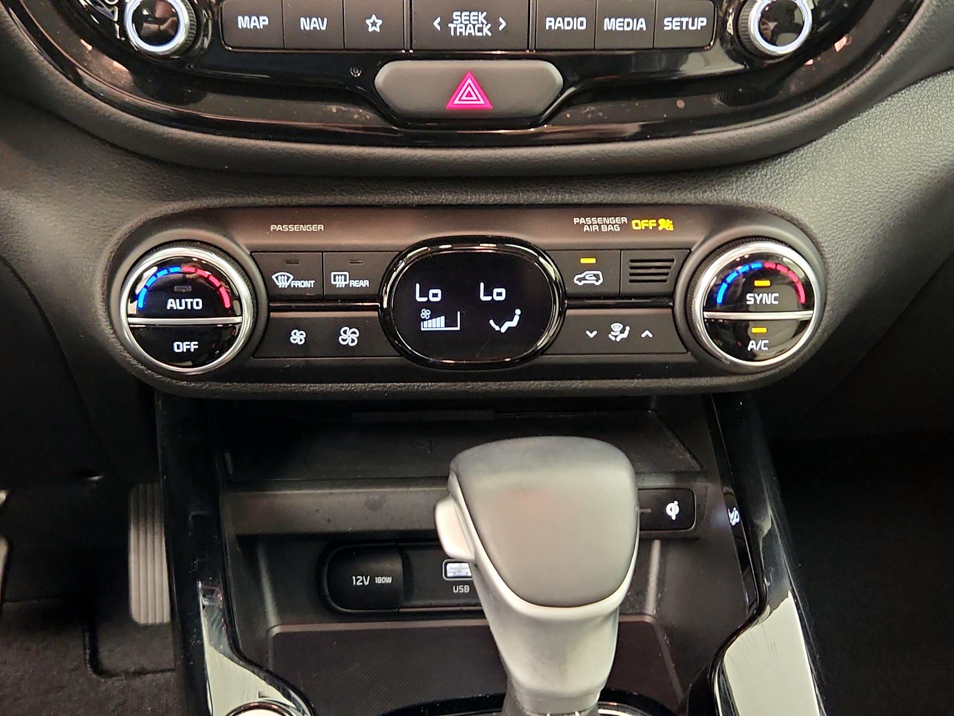 Thumbnail: 2023 Kia Soul - 17