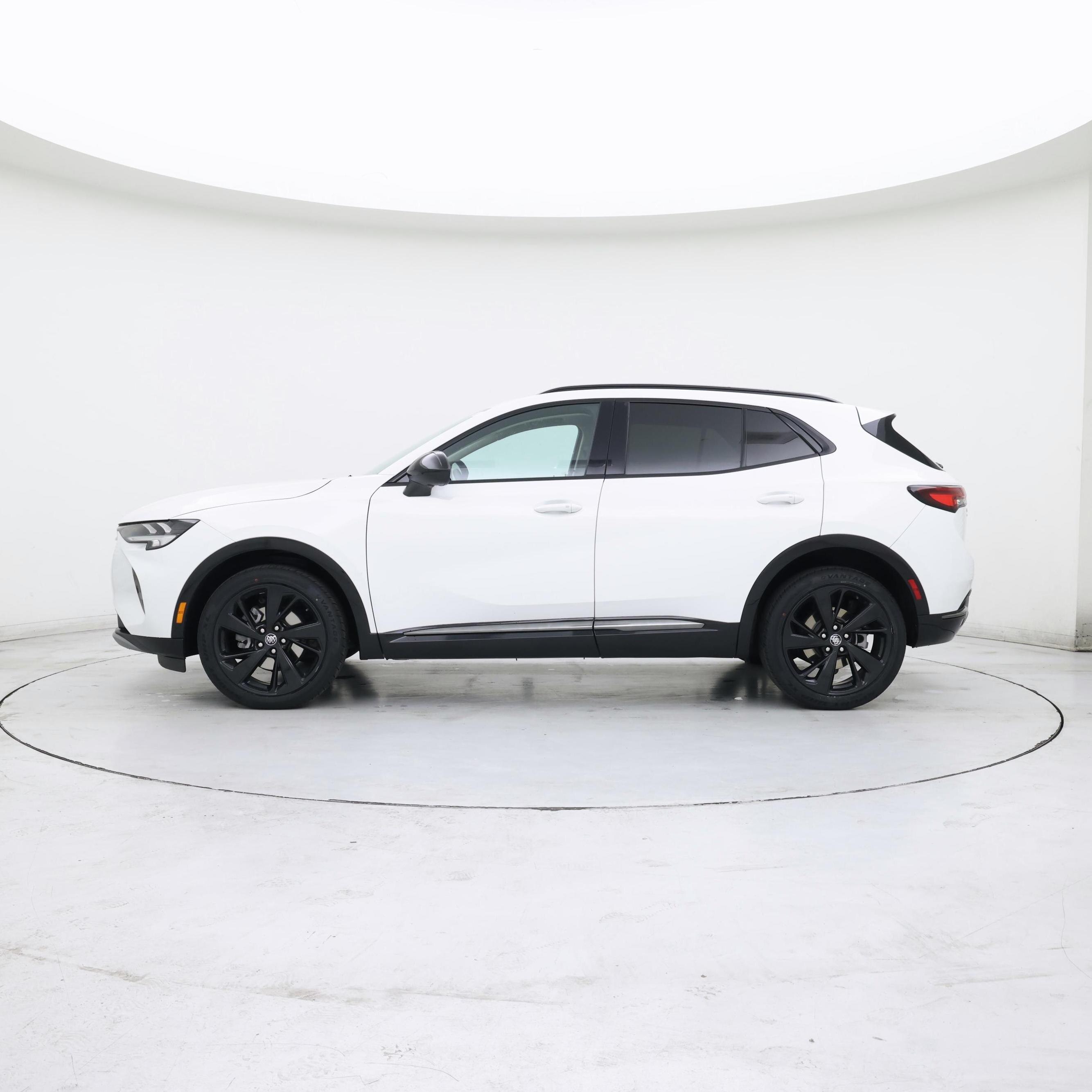 Thumbnail: 2022 Buick Envision - 3