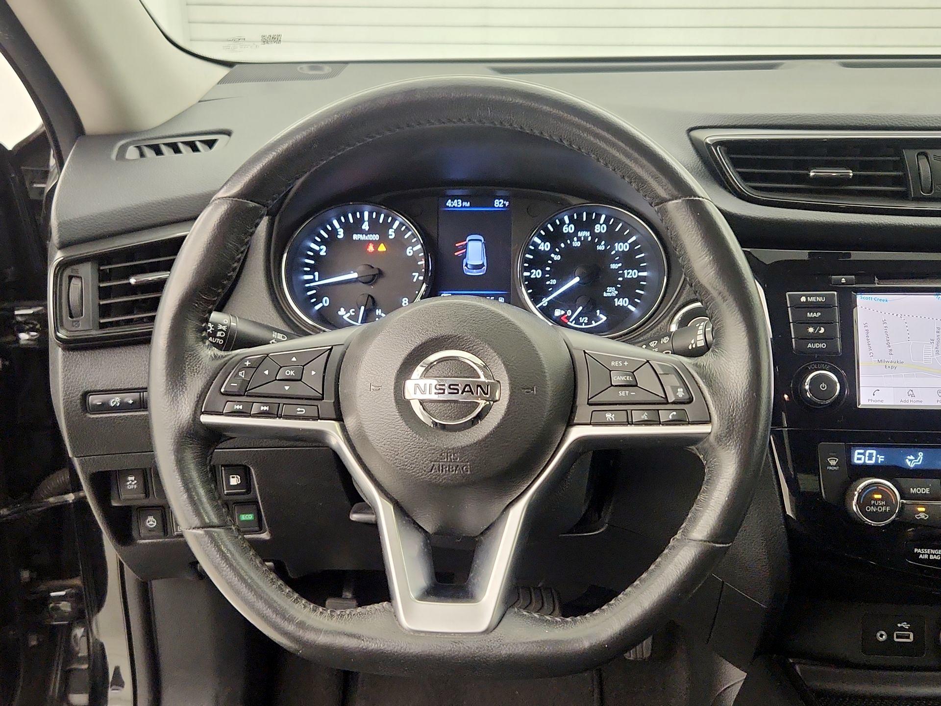 Thumbnail: 2018 Nissan Rogue - 10