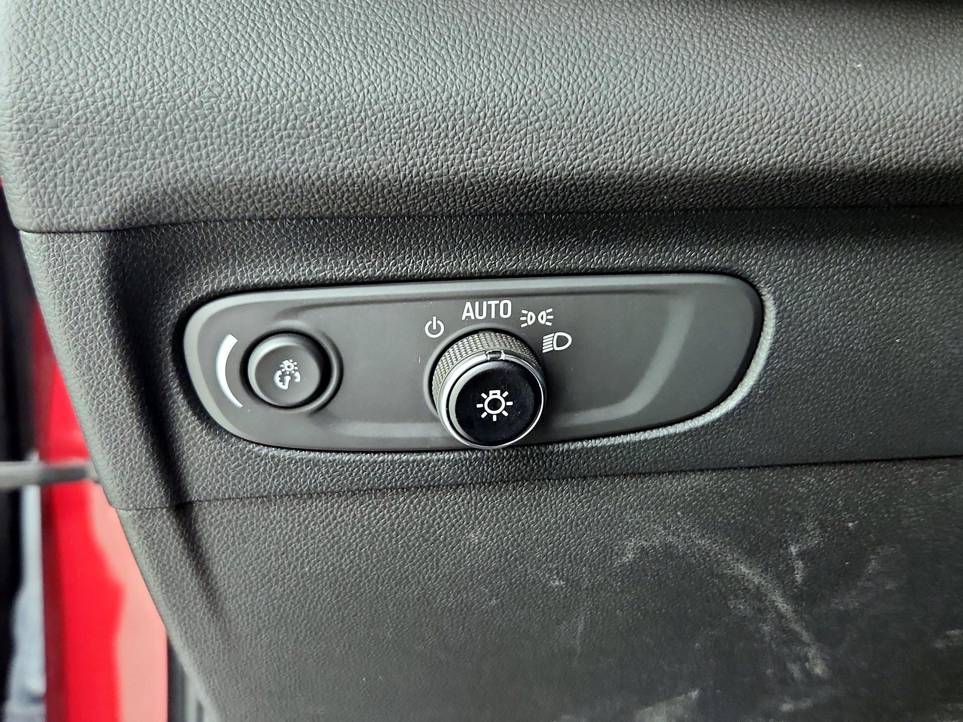 Thumbnail: 2023 Buick Envision - 13