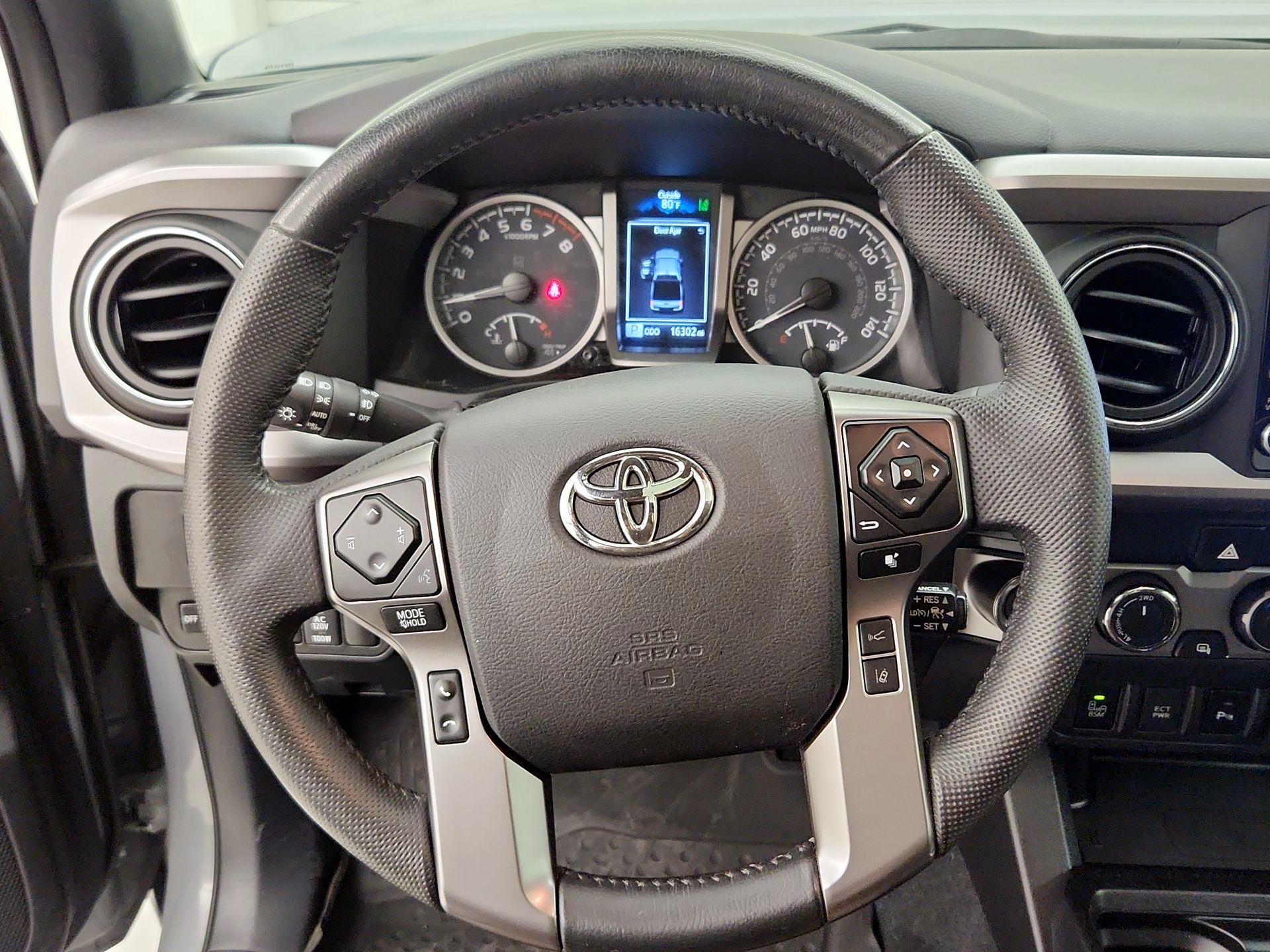 Thumbnail: 2021 Toyota Tacoma - 10