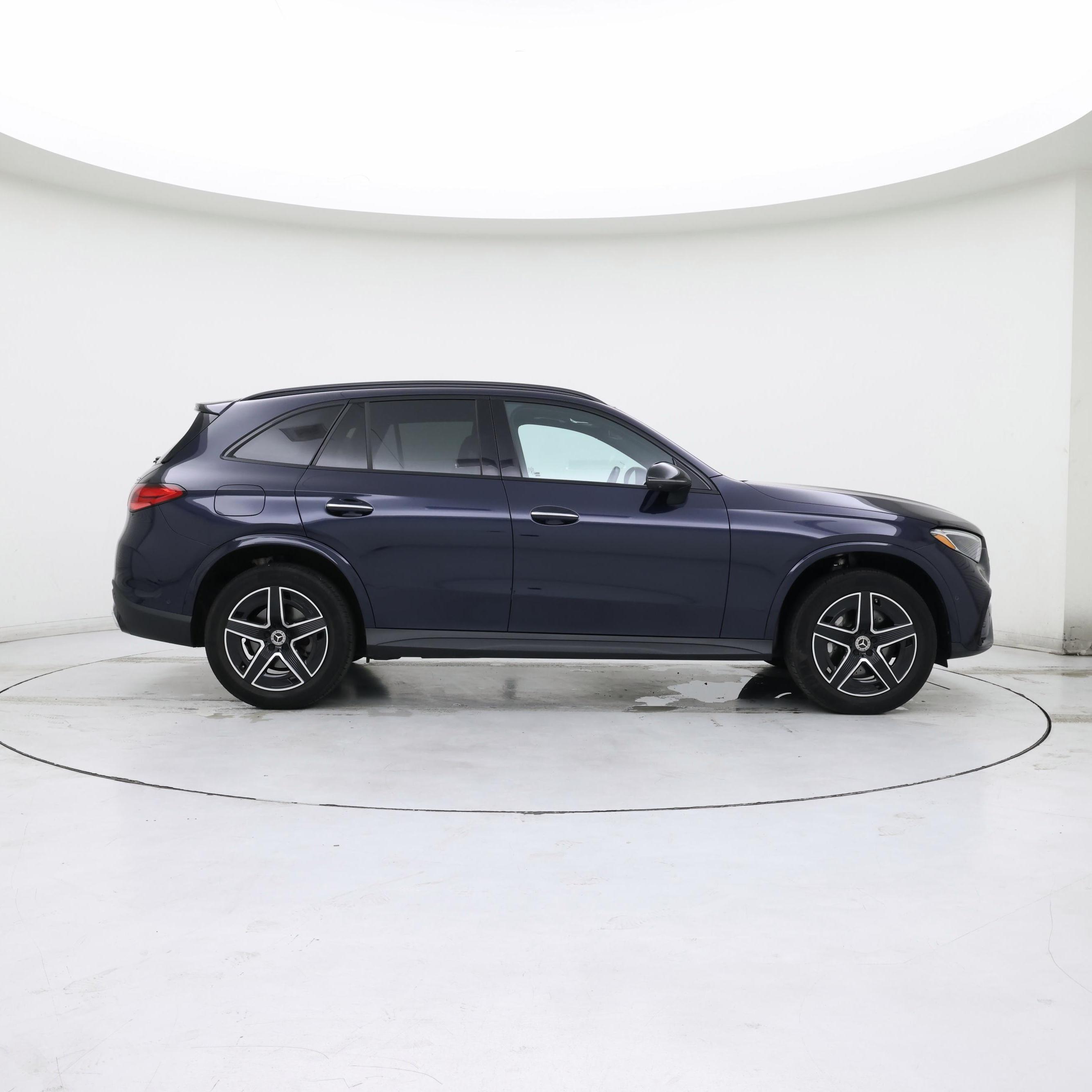 Thumbnail: 2023 Mercedes-Benz GLC - 7