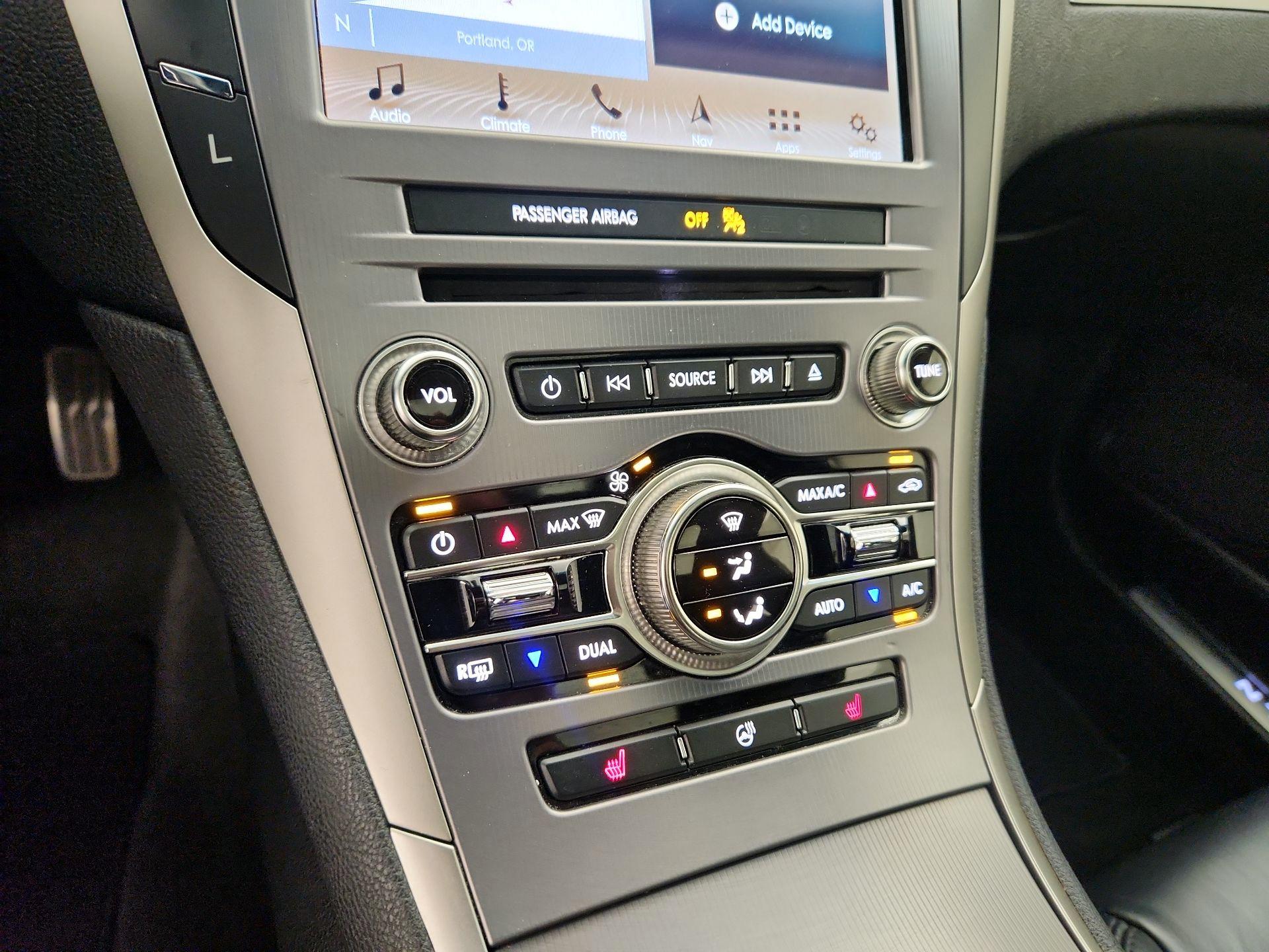 Thumbnail: 2019 Lincoln MKZ - 17