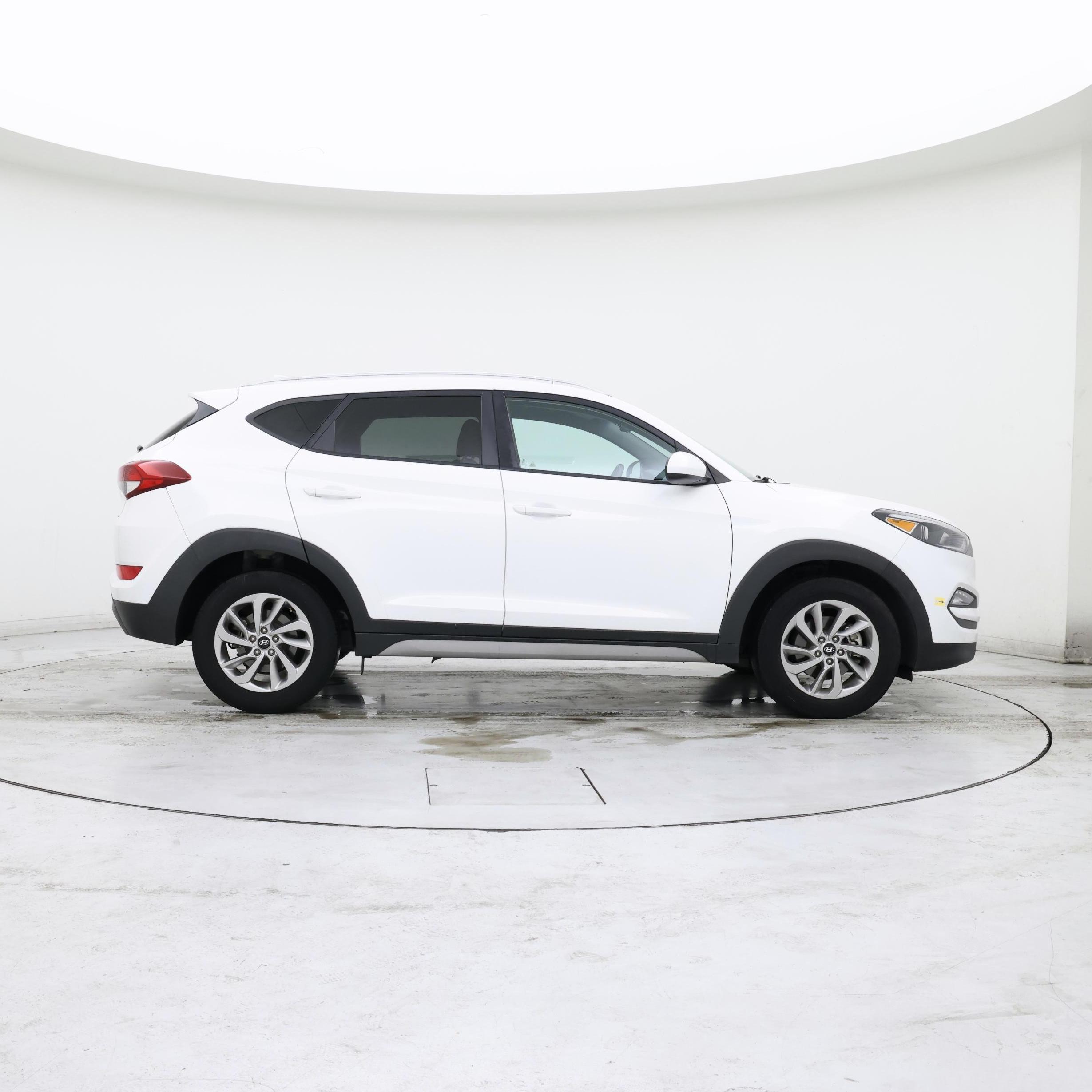 Thumbnail: 2018 Hyundai Tucson - 7