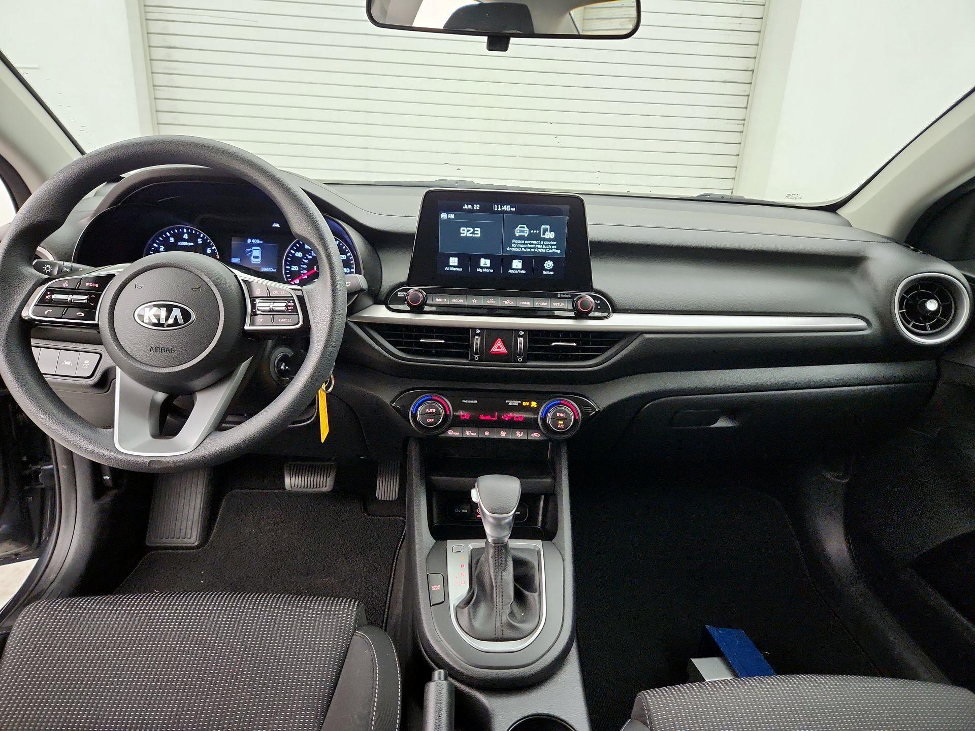 Thumbnail: 2019 Kia Forte - 9