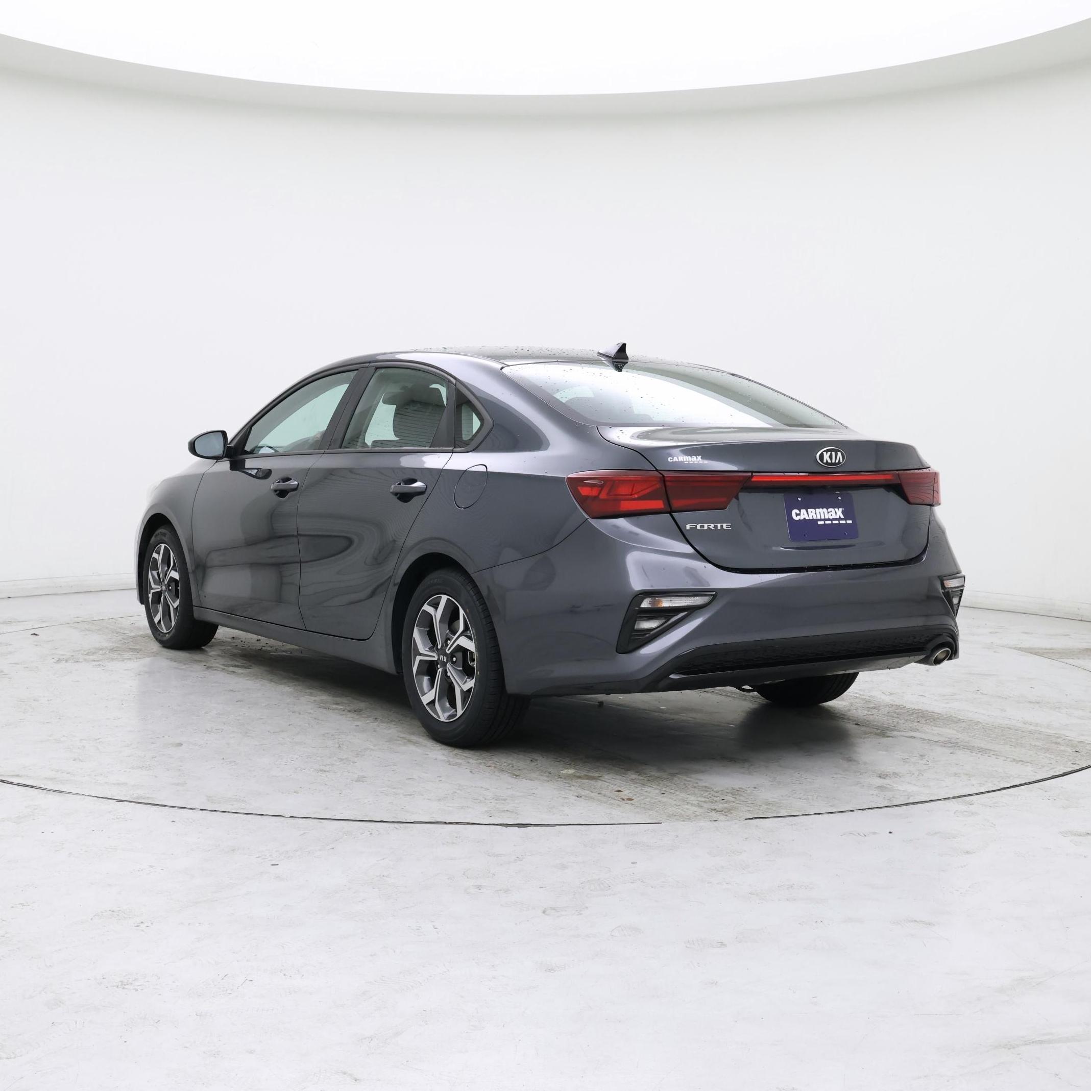 Thumbnail: 2019 Kia Forte - 2