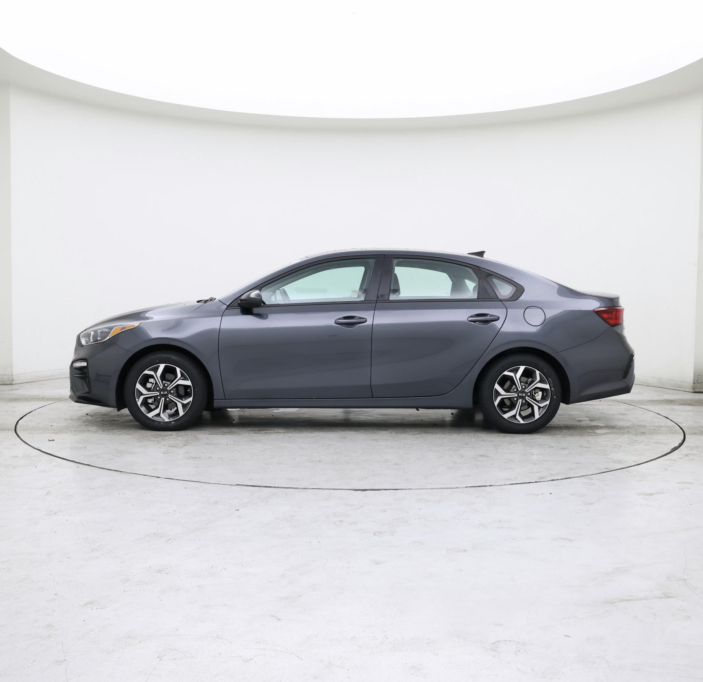 Thumbnail: 2019 Kia Forte - 3