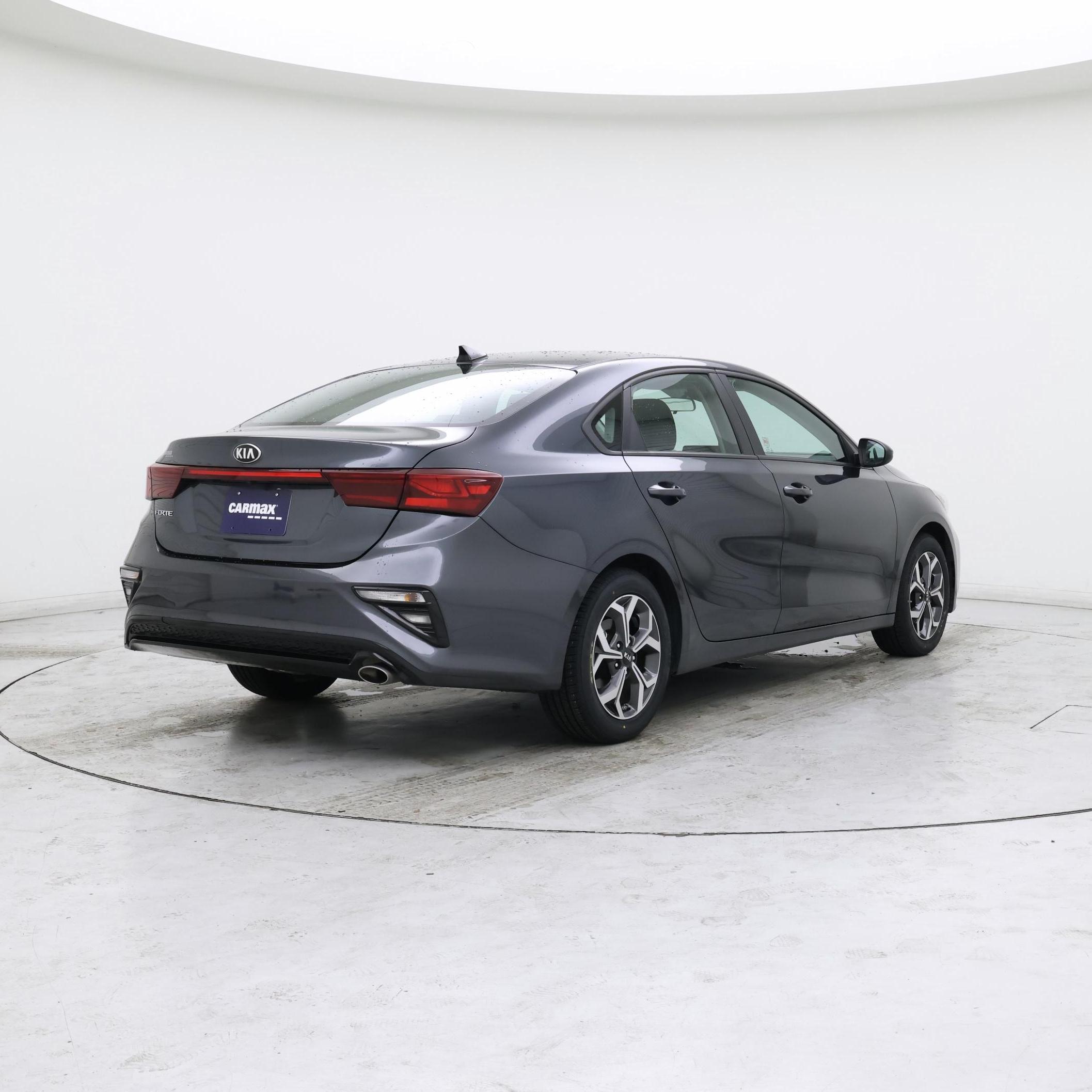 Thumbnail: 2019 Kia Forte - 8