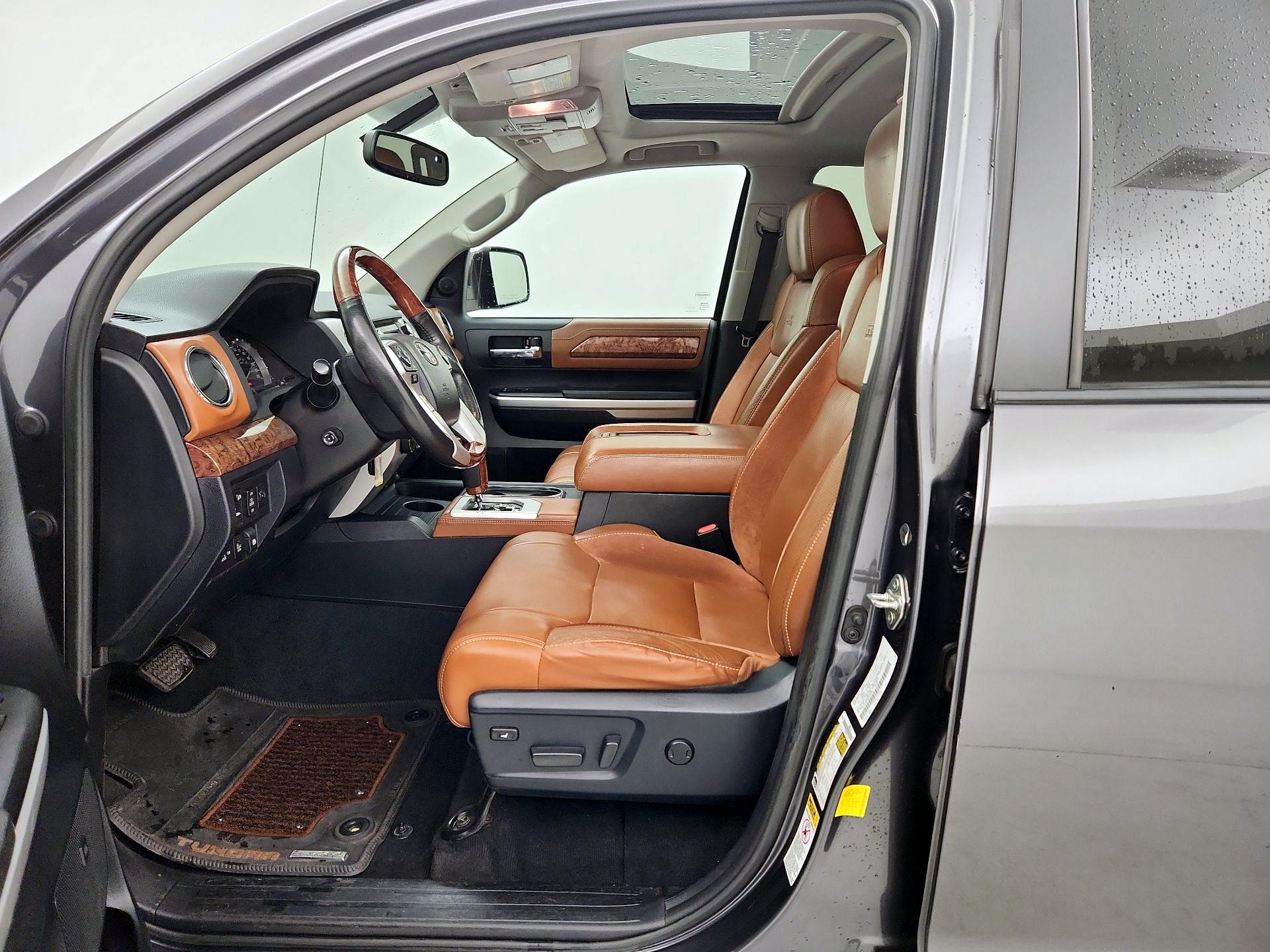 Thumbnail: 2016 Toyota Tundra - 11