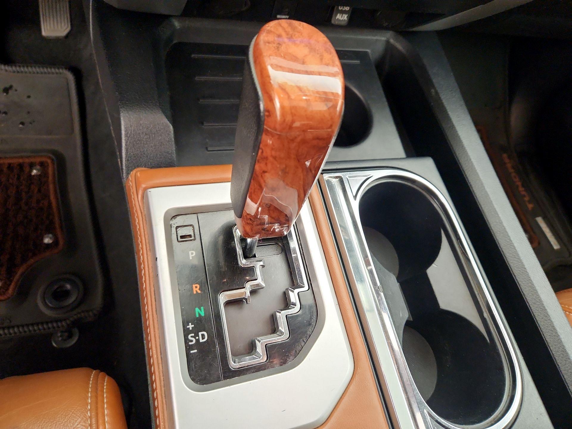 Thumbnail: 2016 Toyota Tundra - 17