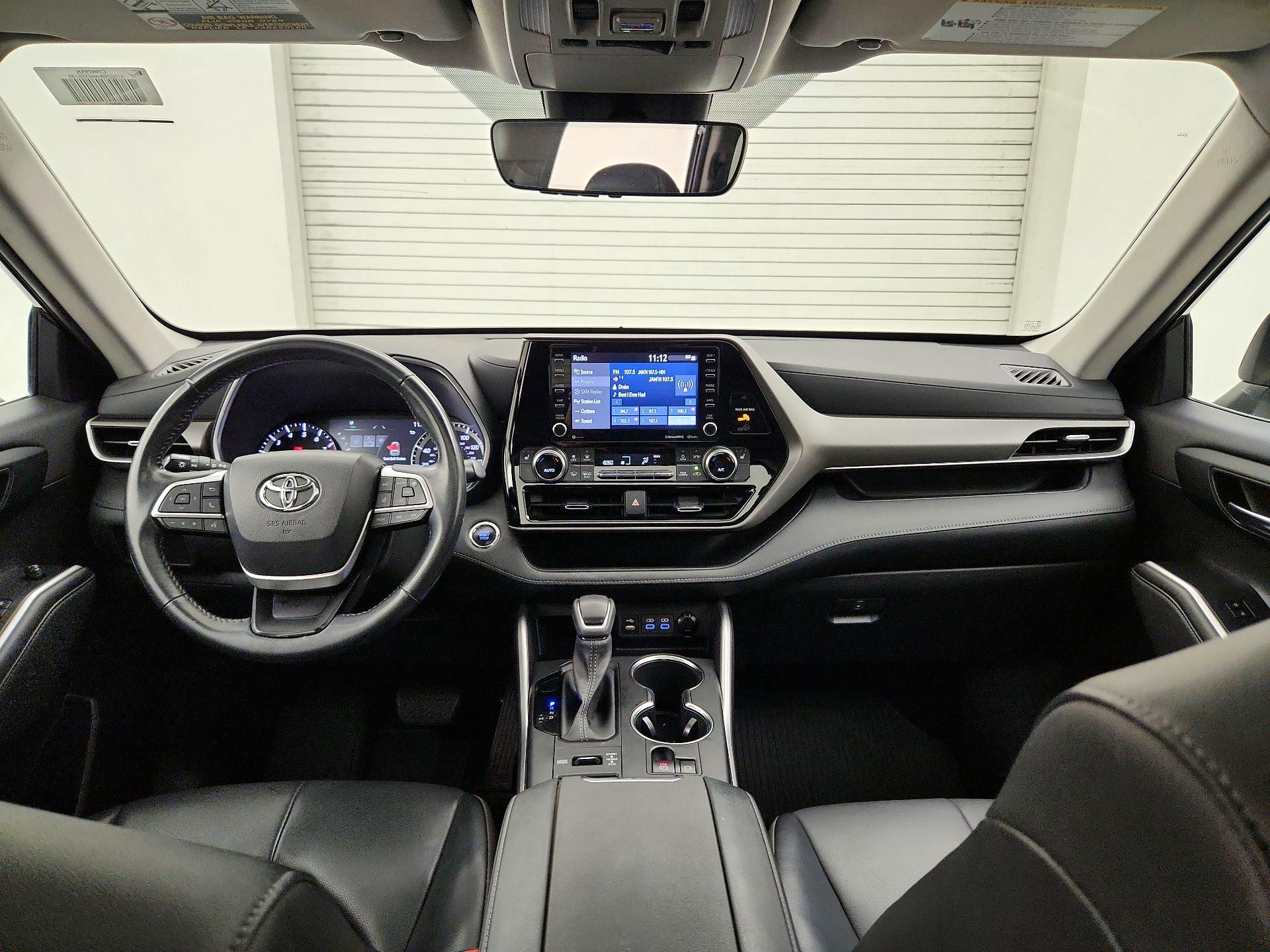 Thumbnail: 2022 Toyota Highlander - 9