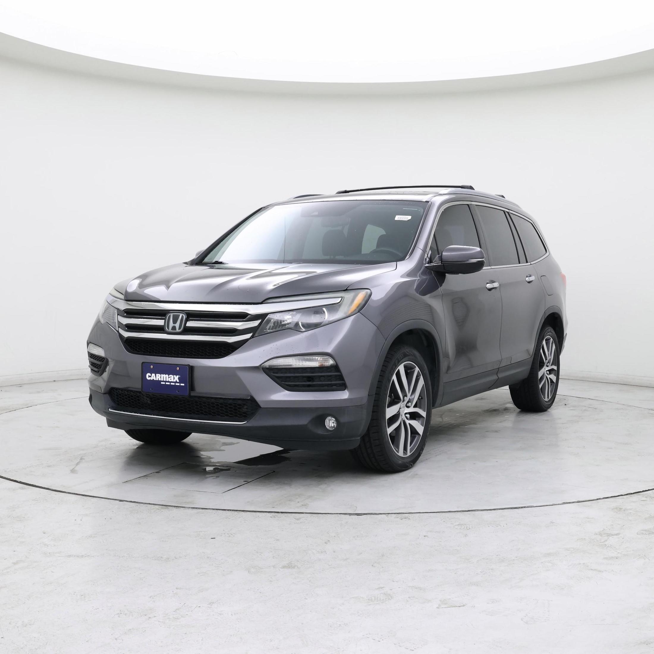 Thumbnail: 2017 Honda Pilot - 4
