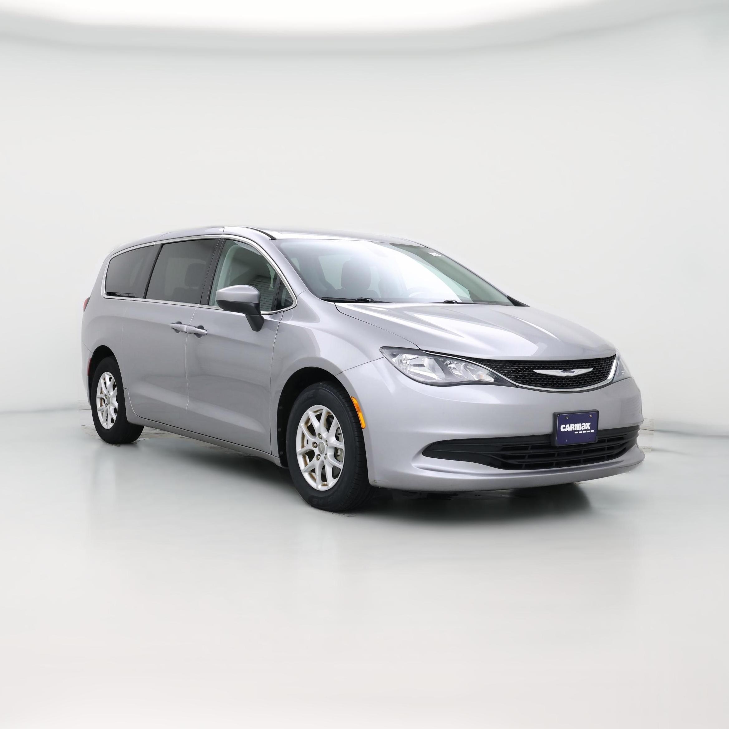 Thumbnail: 2017 Chrysler Pacifica - 1