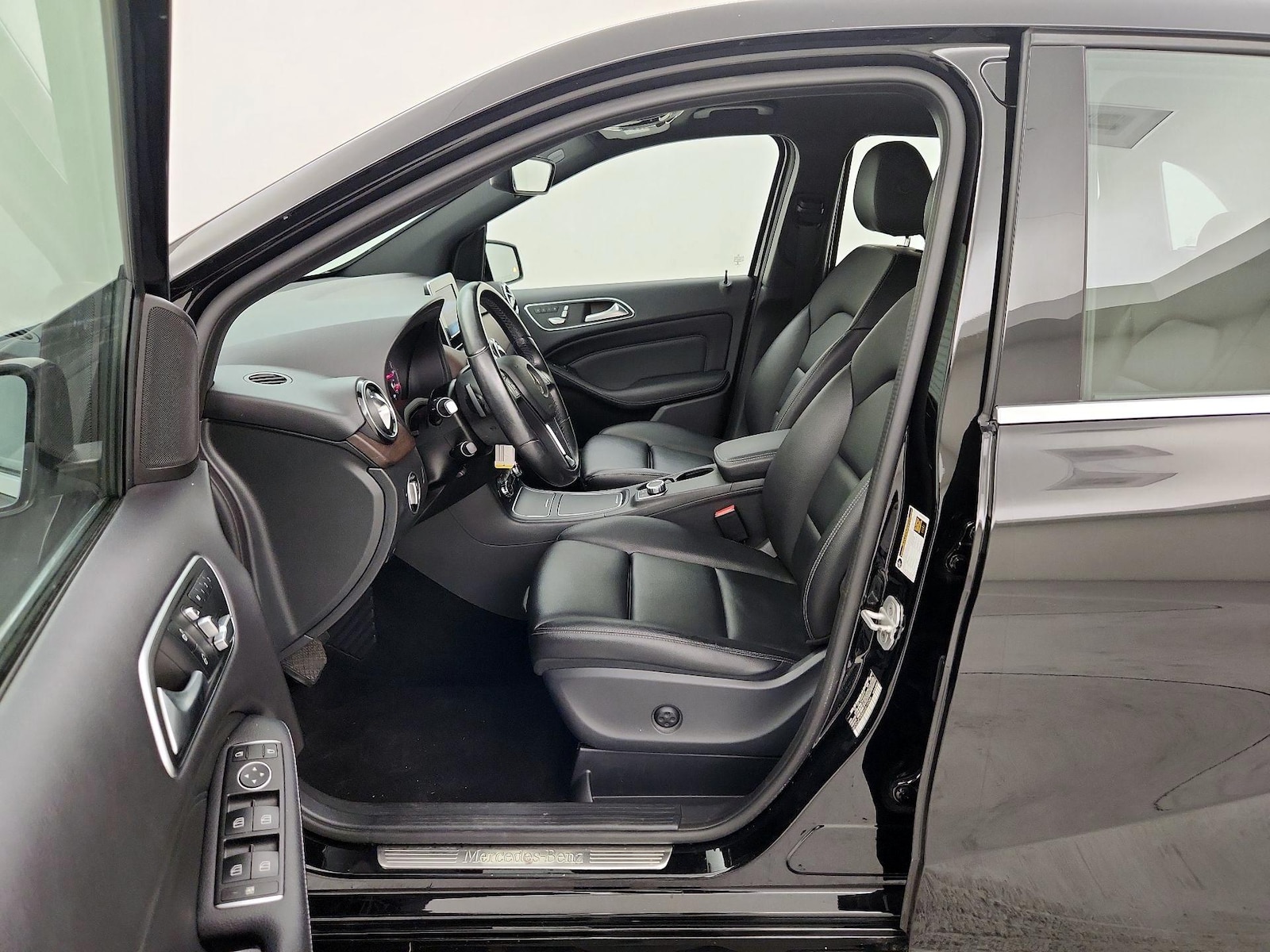 2017 Mercedes-Benz B-Class B250e - Photo 12