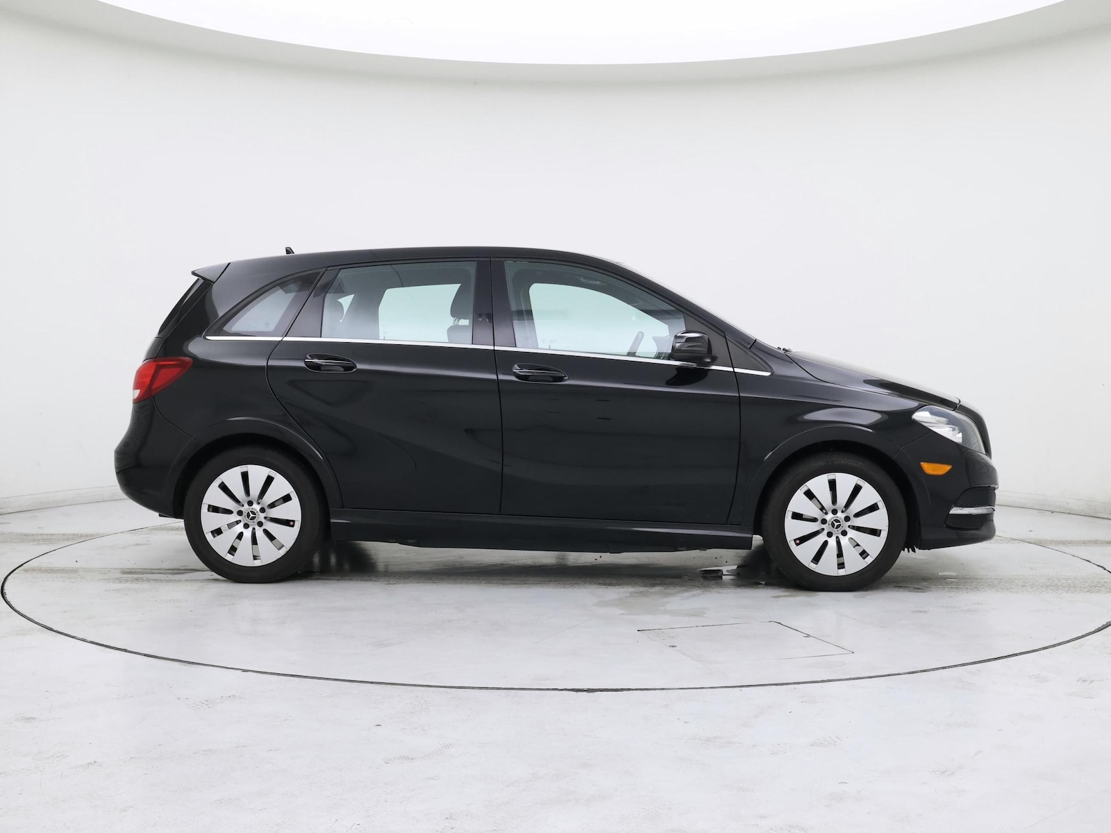2017 Mercedes-Benz B-Class B250e - Photo 8