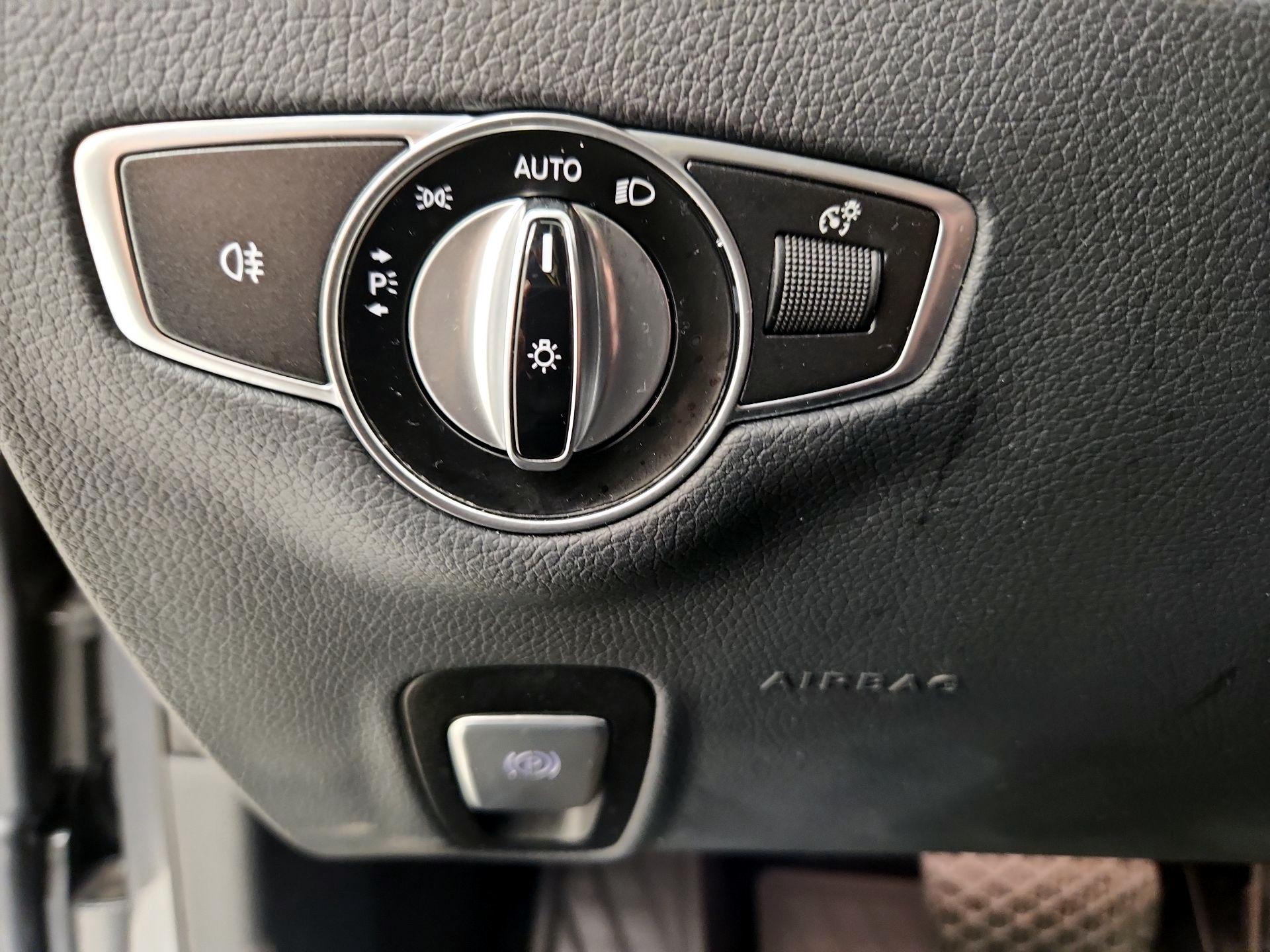 Thumbnail: 2019 Mercedes-Benz E-Class - 13