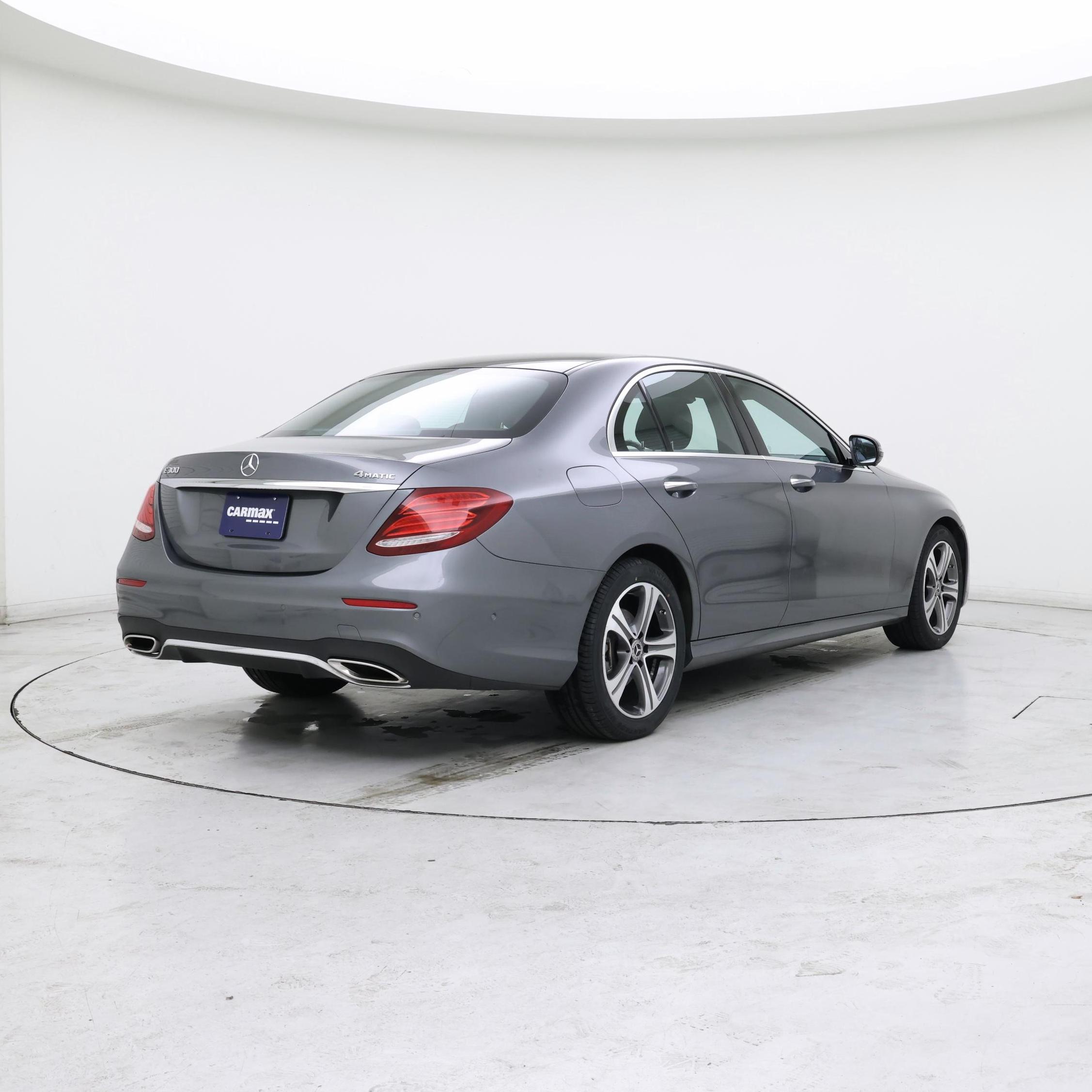 Thumbnail: 2019 Mercedes-Benz E-Class - 8