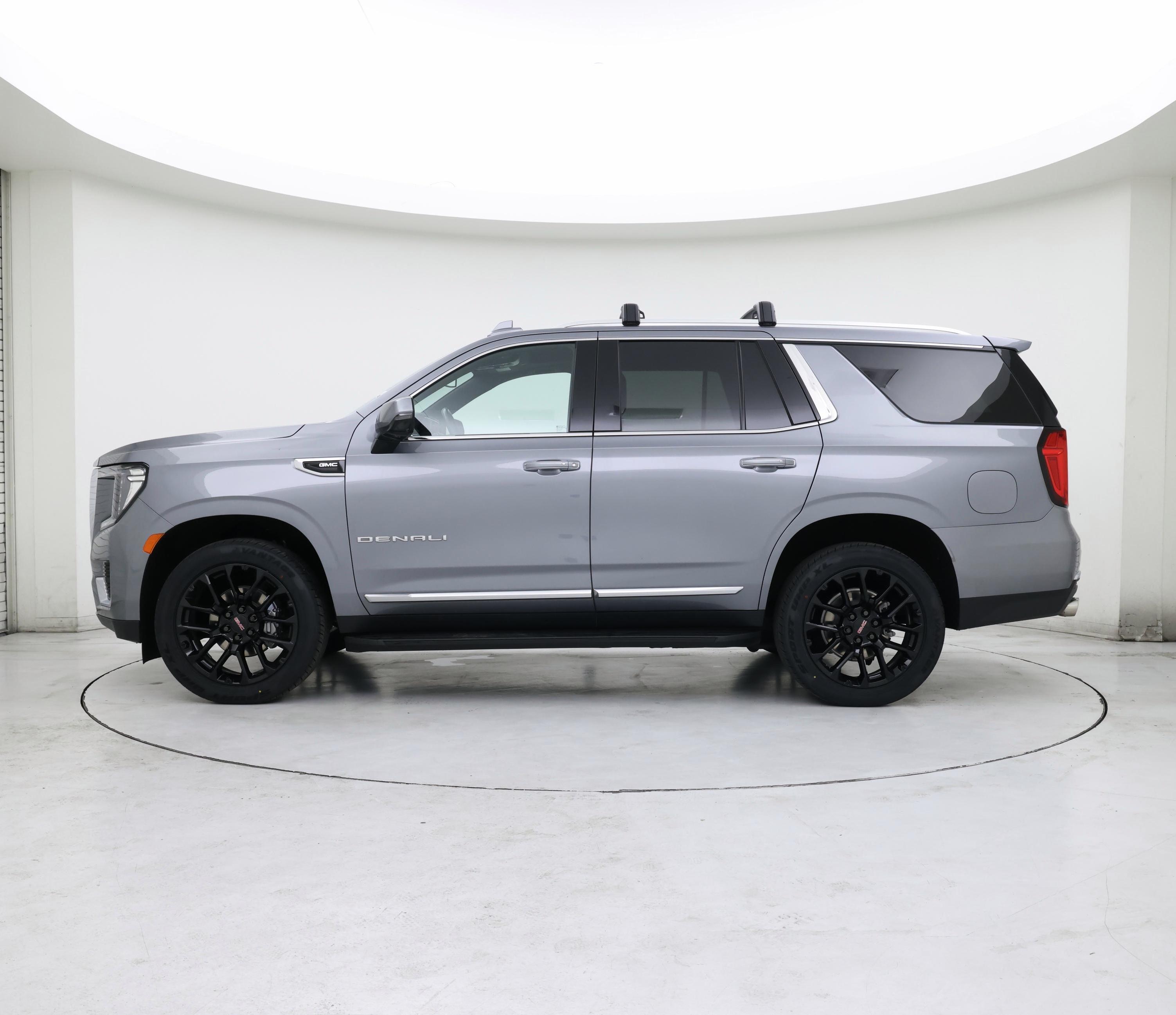 Thumbnail: 2022 GMC Yukon - 3