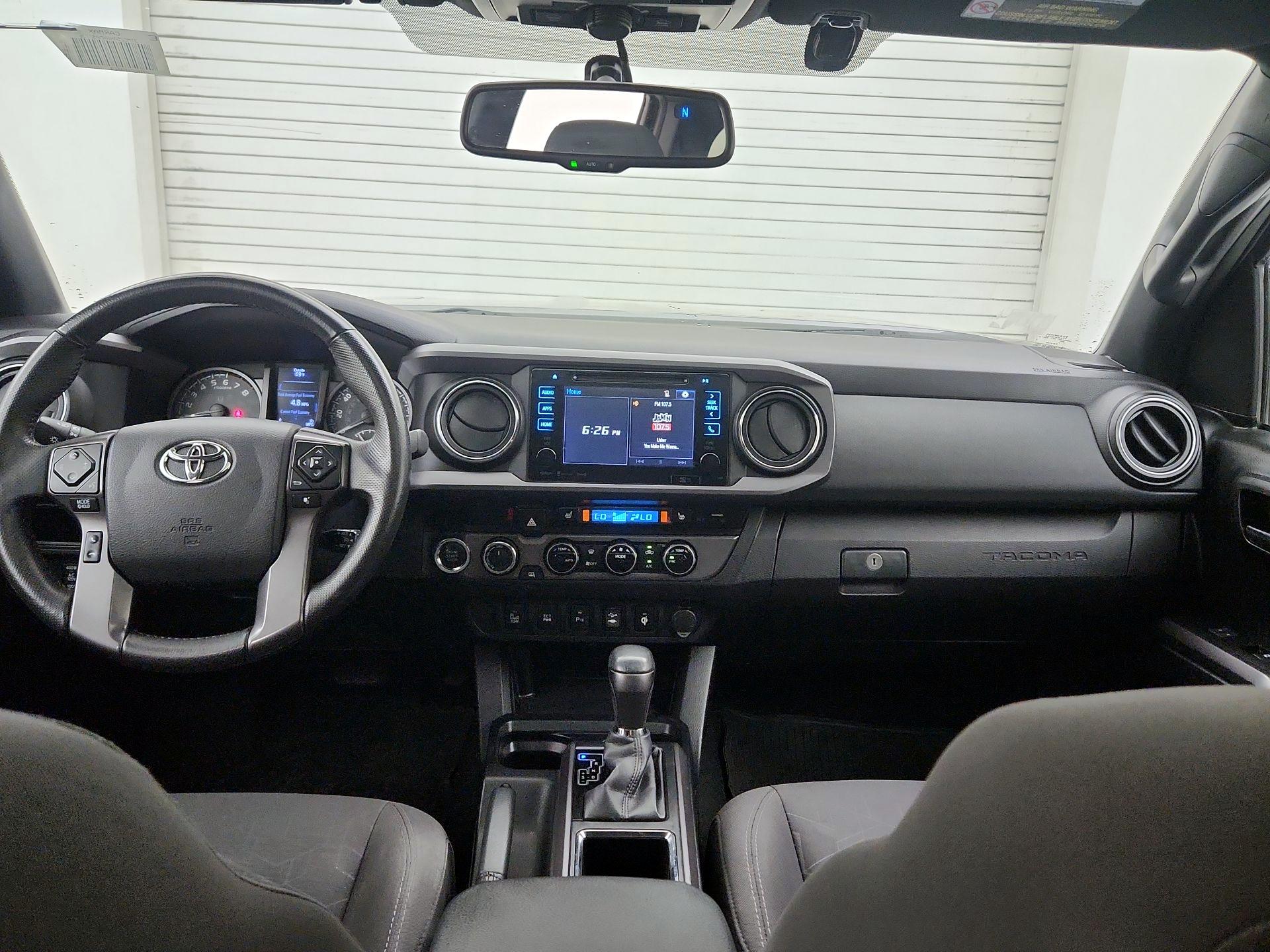 Thumbnail: 2017 Toyota Tacoma - 9