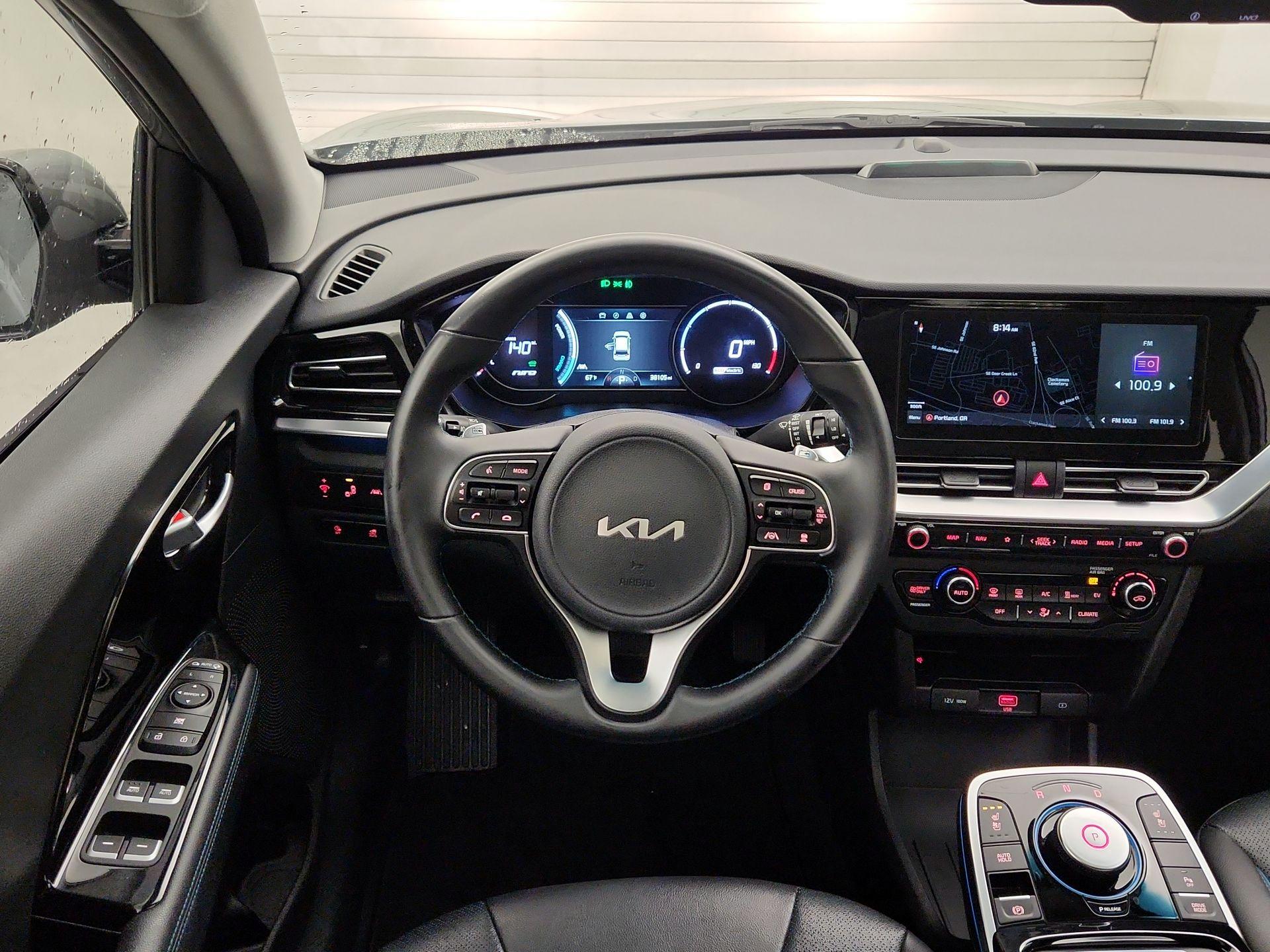 Thumbnail: 2022 Kia Niro - 10
