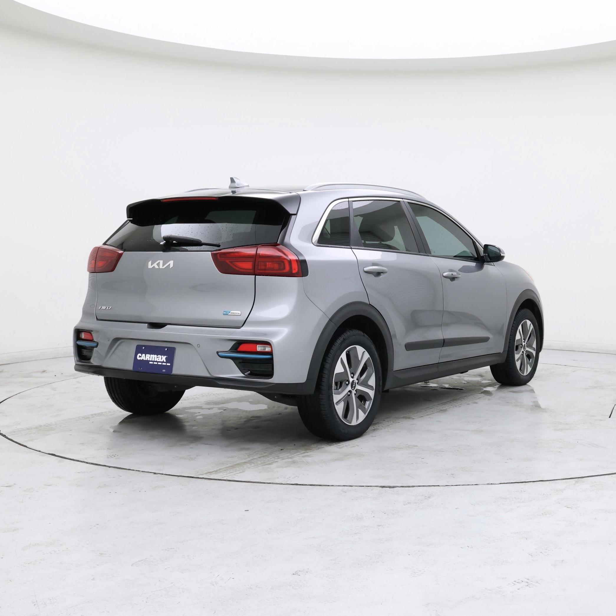 Thumbnail: 2022 Kia Niro - 8