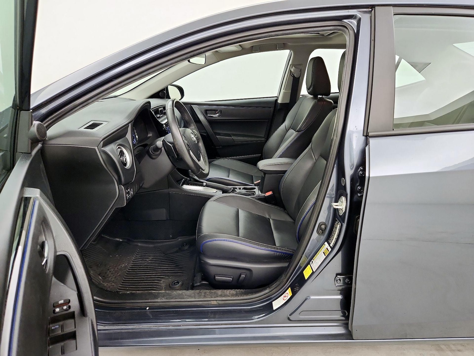 2019 Toyota Corolla XSE - Photo 12