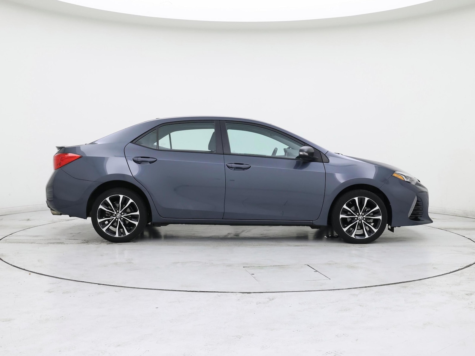 2019 Toyota Corolla XSE - Photo 8
