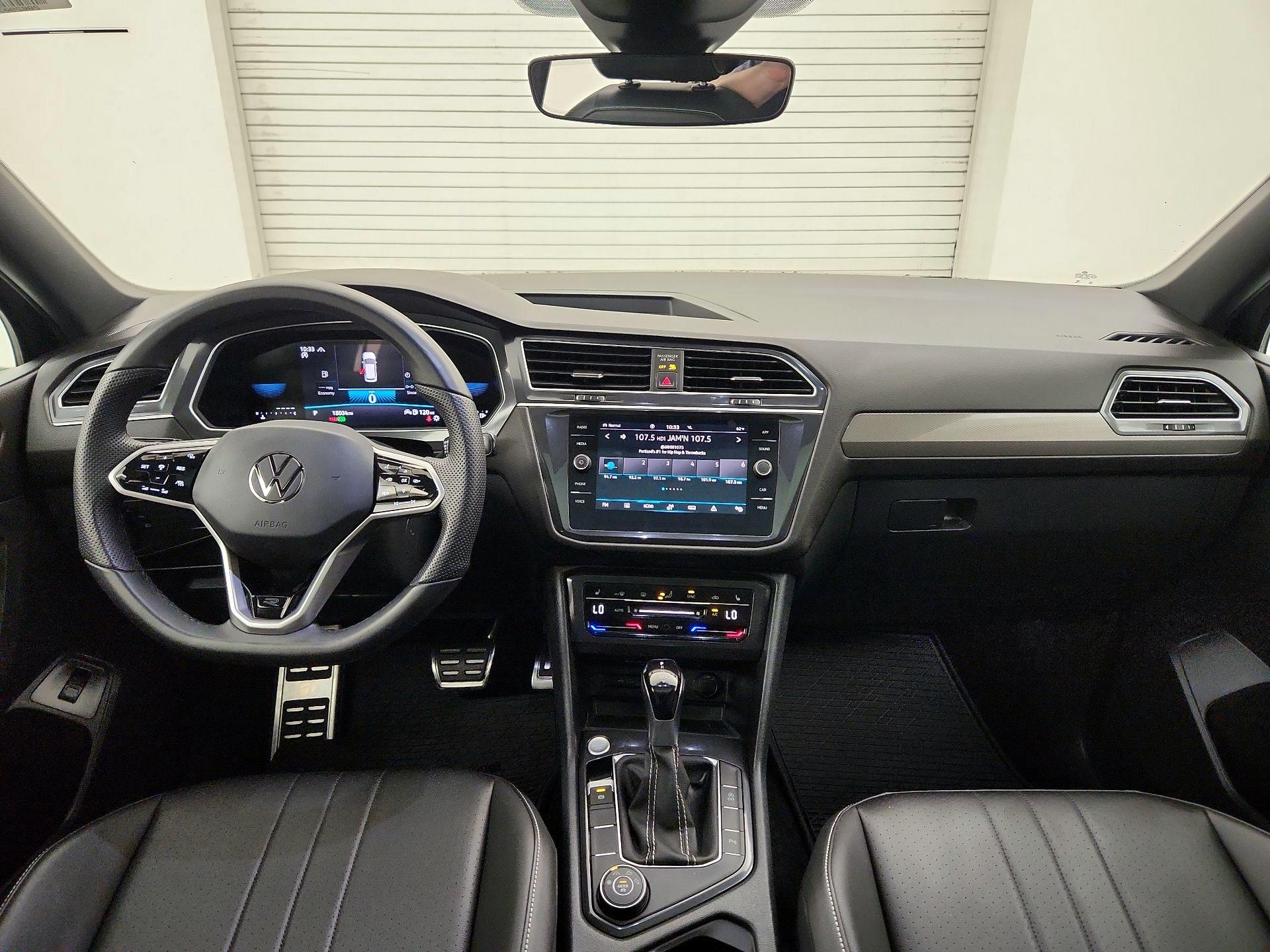 Thumbnail: 2024 Volkswagen Tiguan - 9