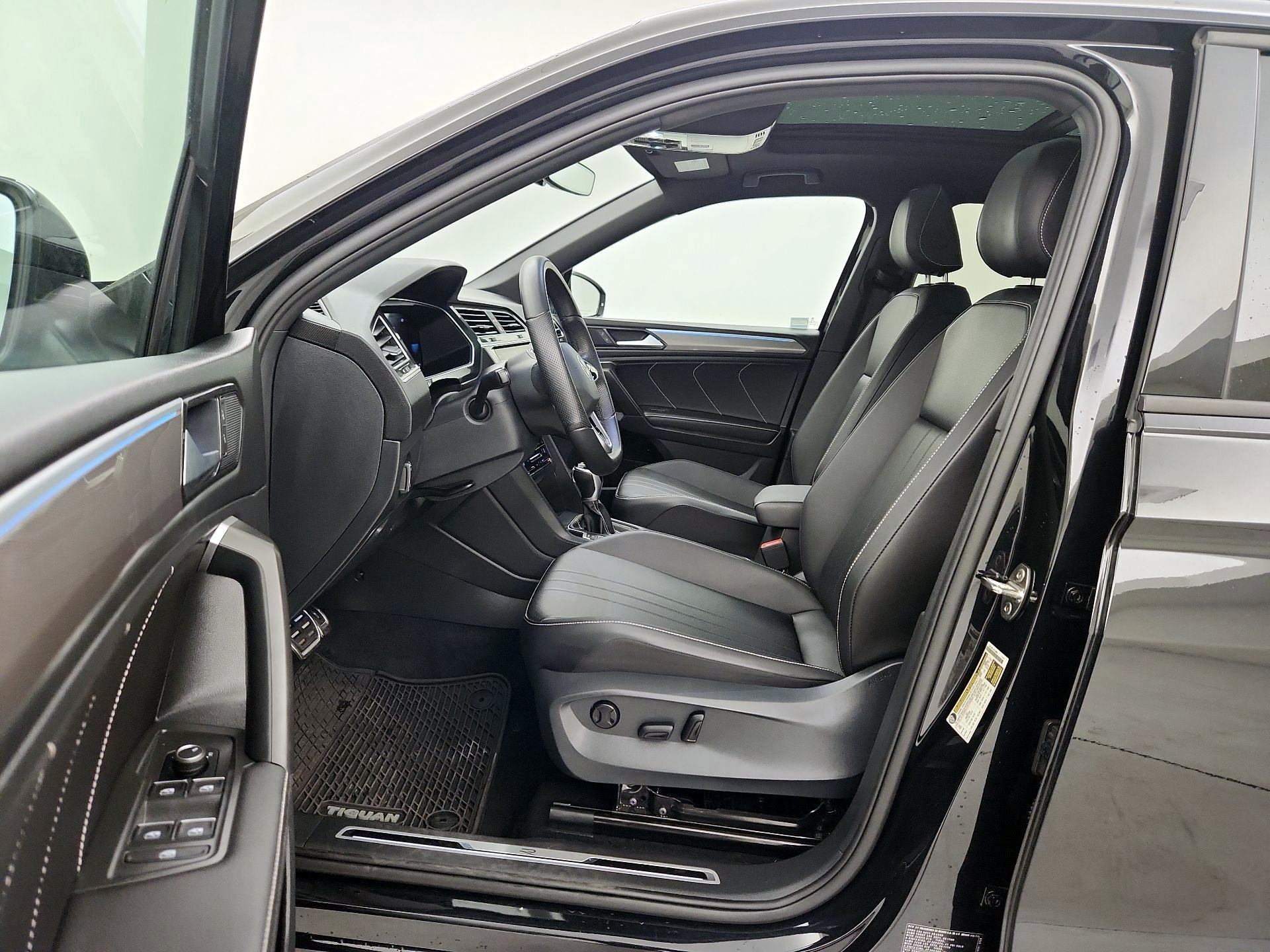 Thumbnail: 2024 Volkswagen Tiguan - 11