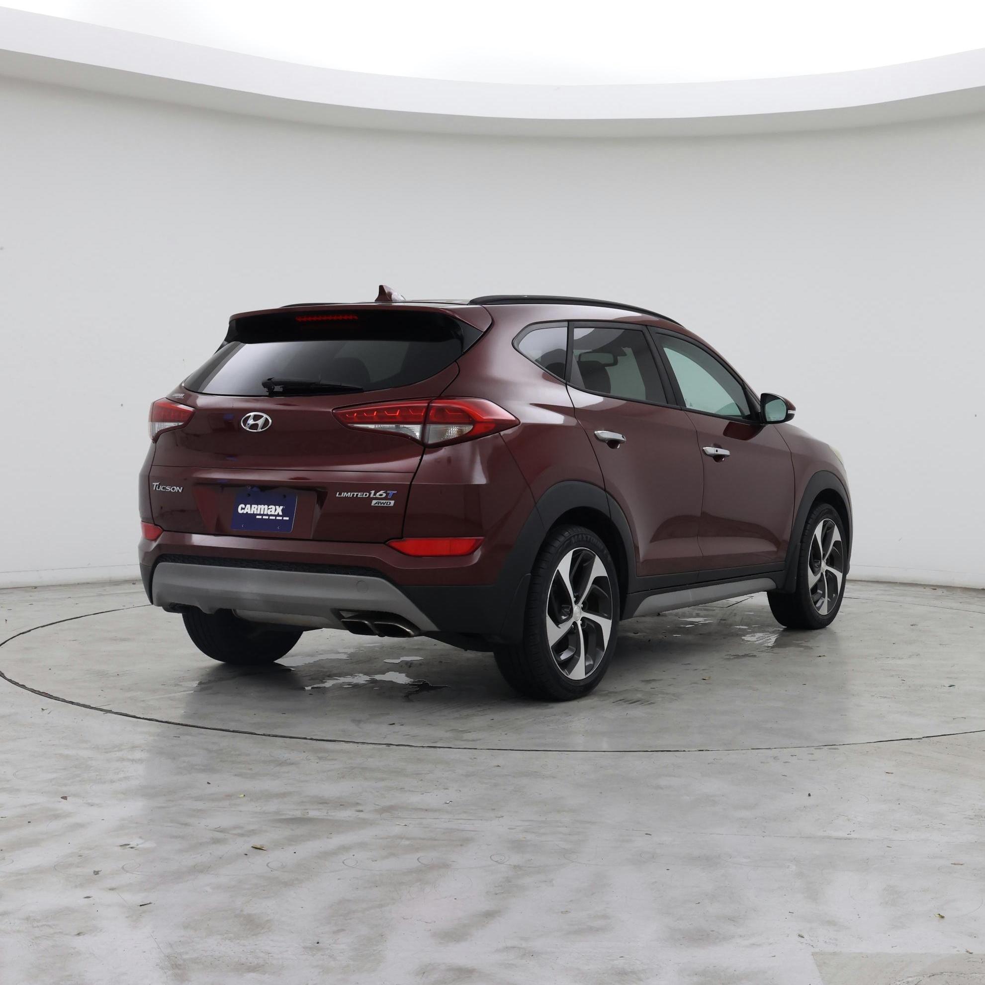 Thumbnail: 2017 Hyundai Tucson - 8