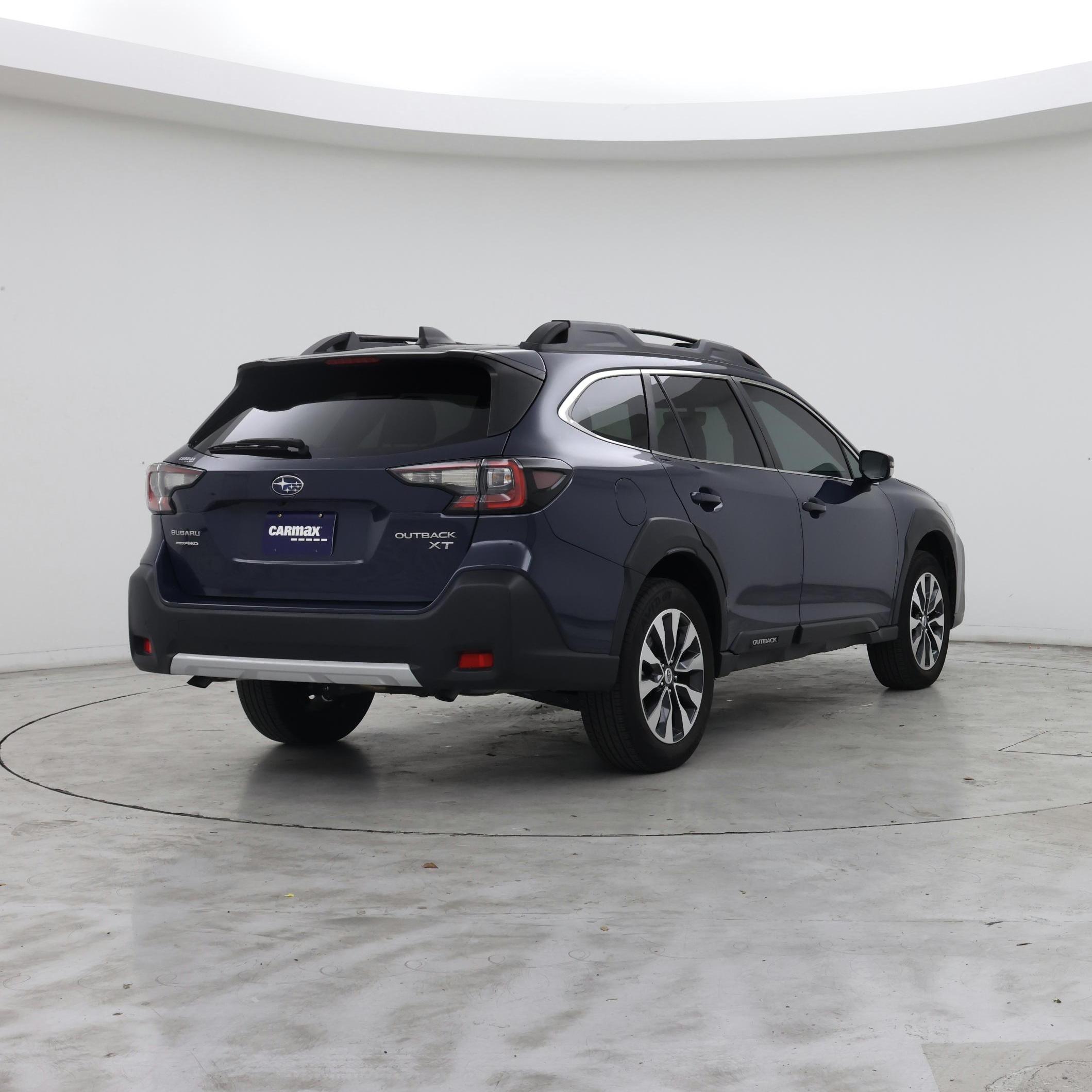 Thumbnail: 2022 Subaru Outback - 8