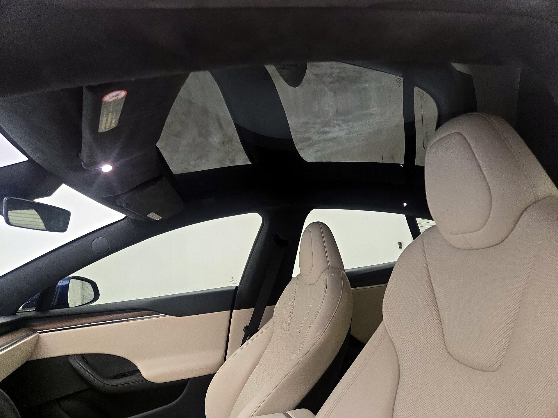 Thumbnail: 2022 Tesla Model S - 18