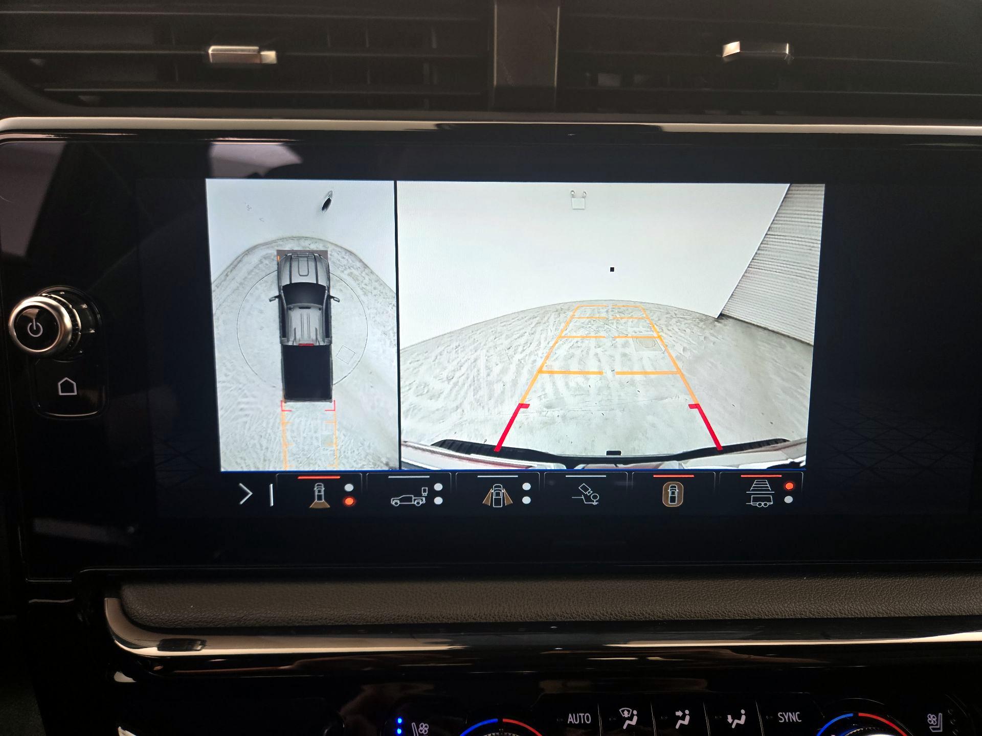 Thumbnail: 2024 GMC Sierra 2500 - 14