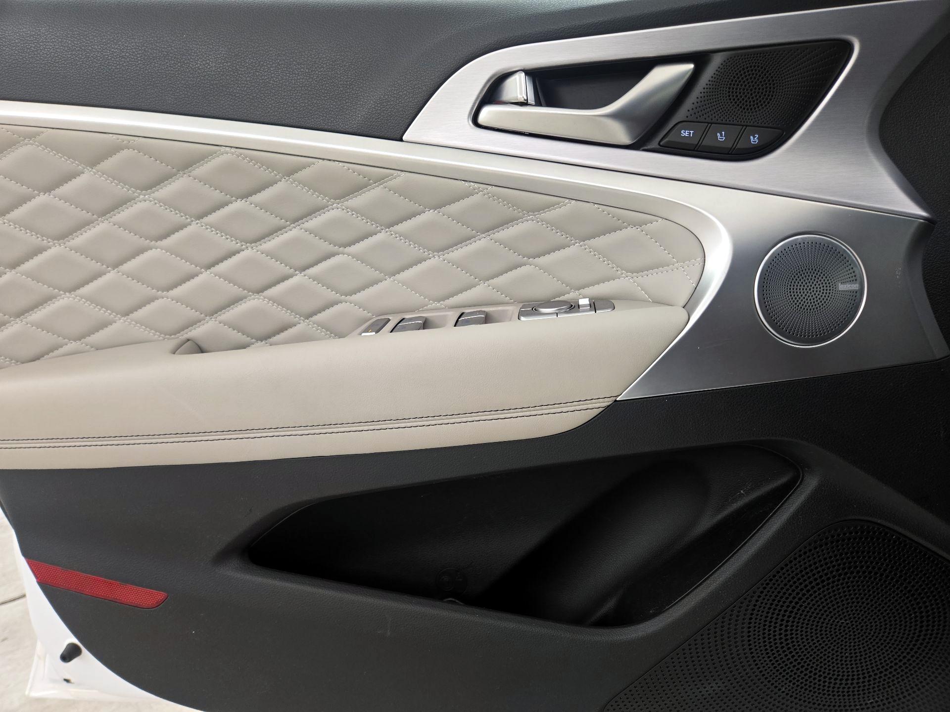 Thumbnail: 2020 Genesis G70 - 12