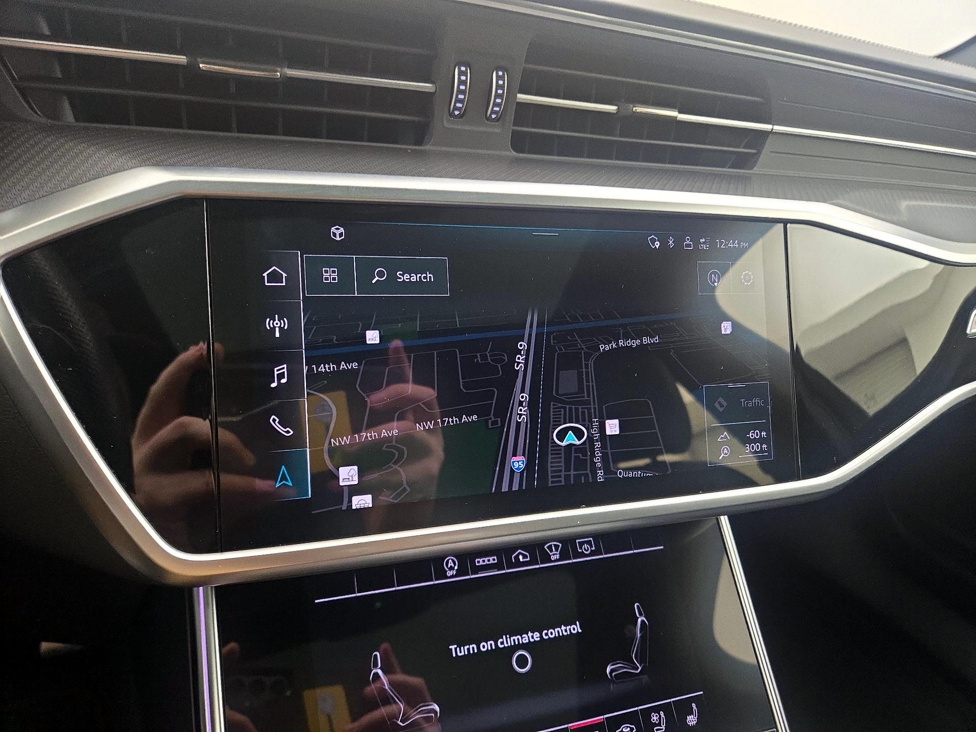 Thumbnail: 2021 Audi RS 6 - 14