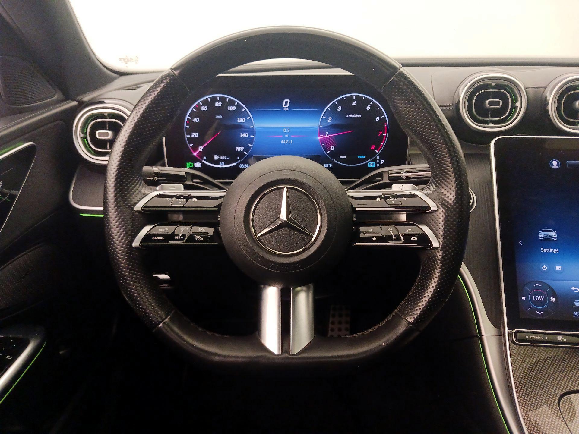 Thumbnail: 2023 Mercedes-Benz C-Class - 10