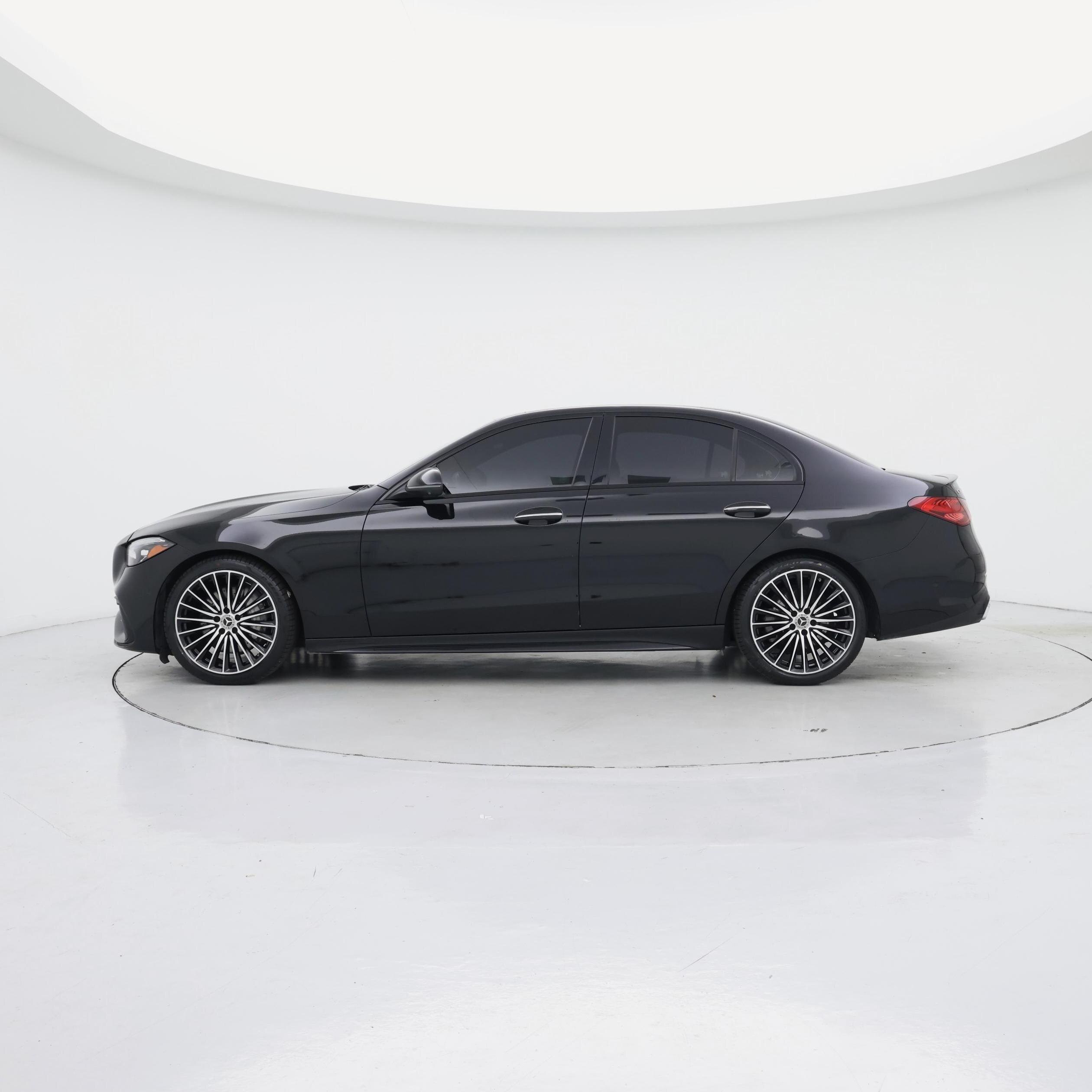 Thumbnail: 2023 Mercedes-Benz C-Class - 3