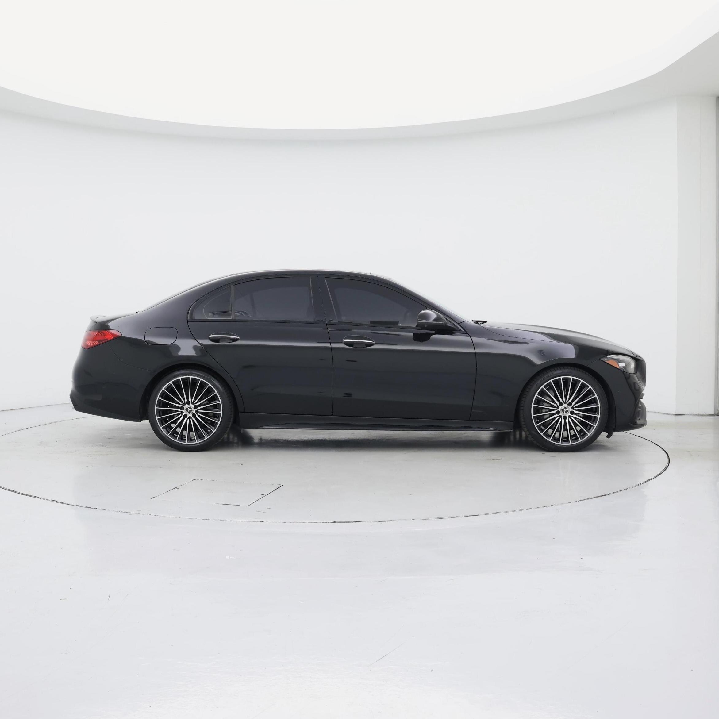 Thumbnail: 2023 Mercedes-Benz C-Class - 7